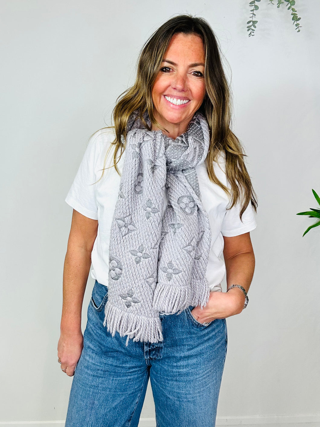 Logomania Wool Scarf