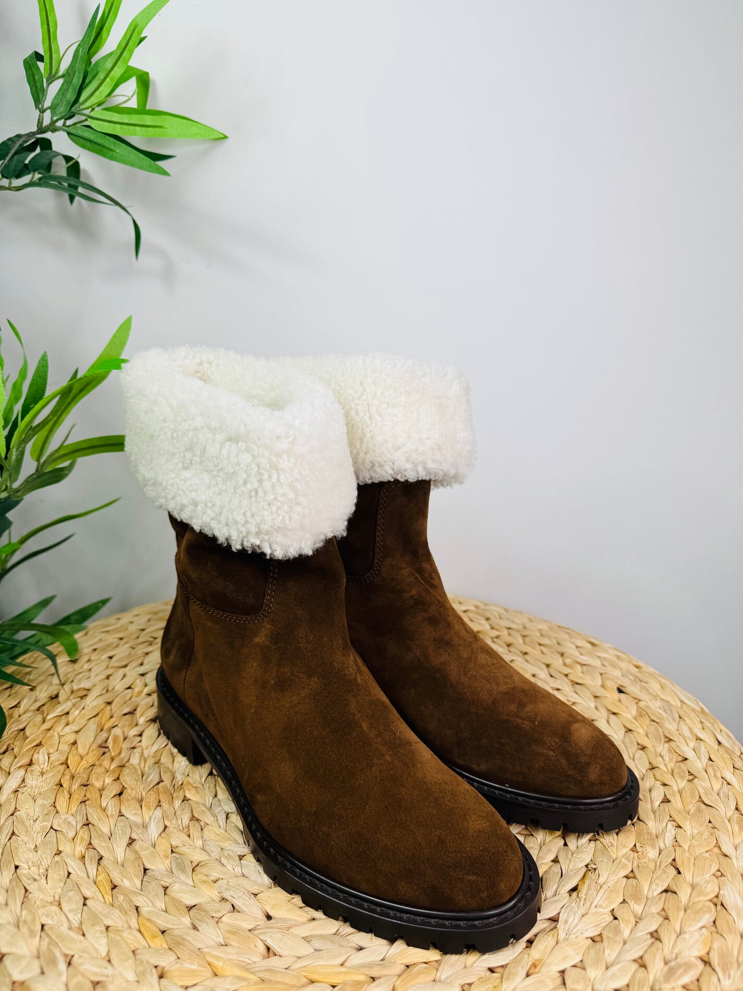 Sally Shearling Boots - Size 40