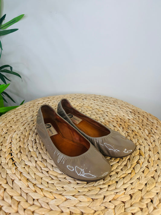 Patent Leather Ballerina Flats - Size 38