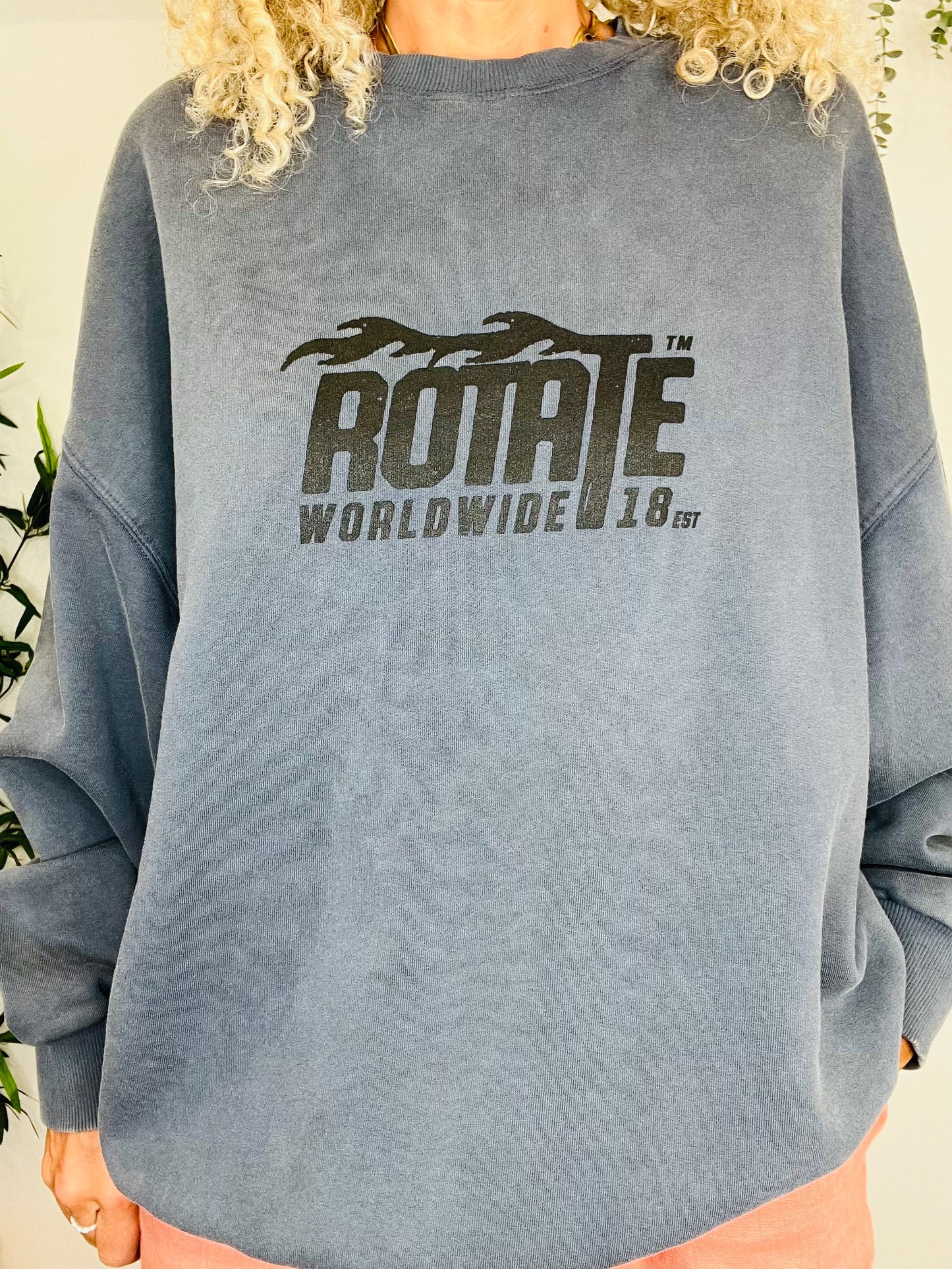 Logo Sweatshirt - Size L