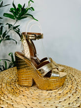Load image into Gallery viewer, Gold Platform Heels - Size 38
