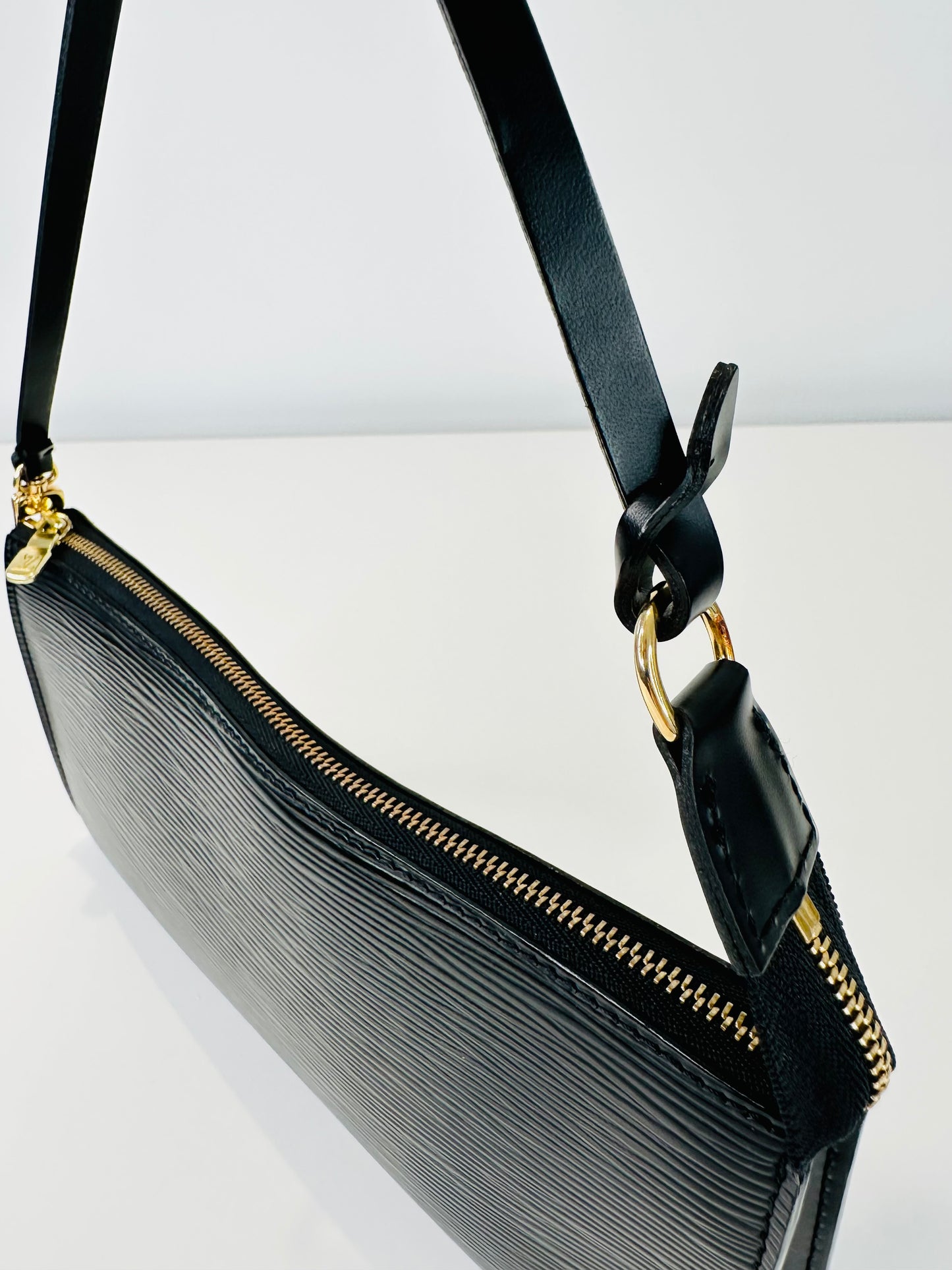 Epi Leather Pochette