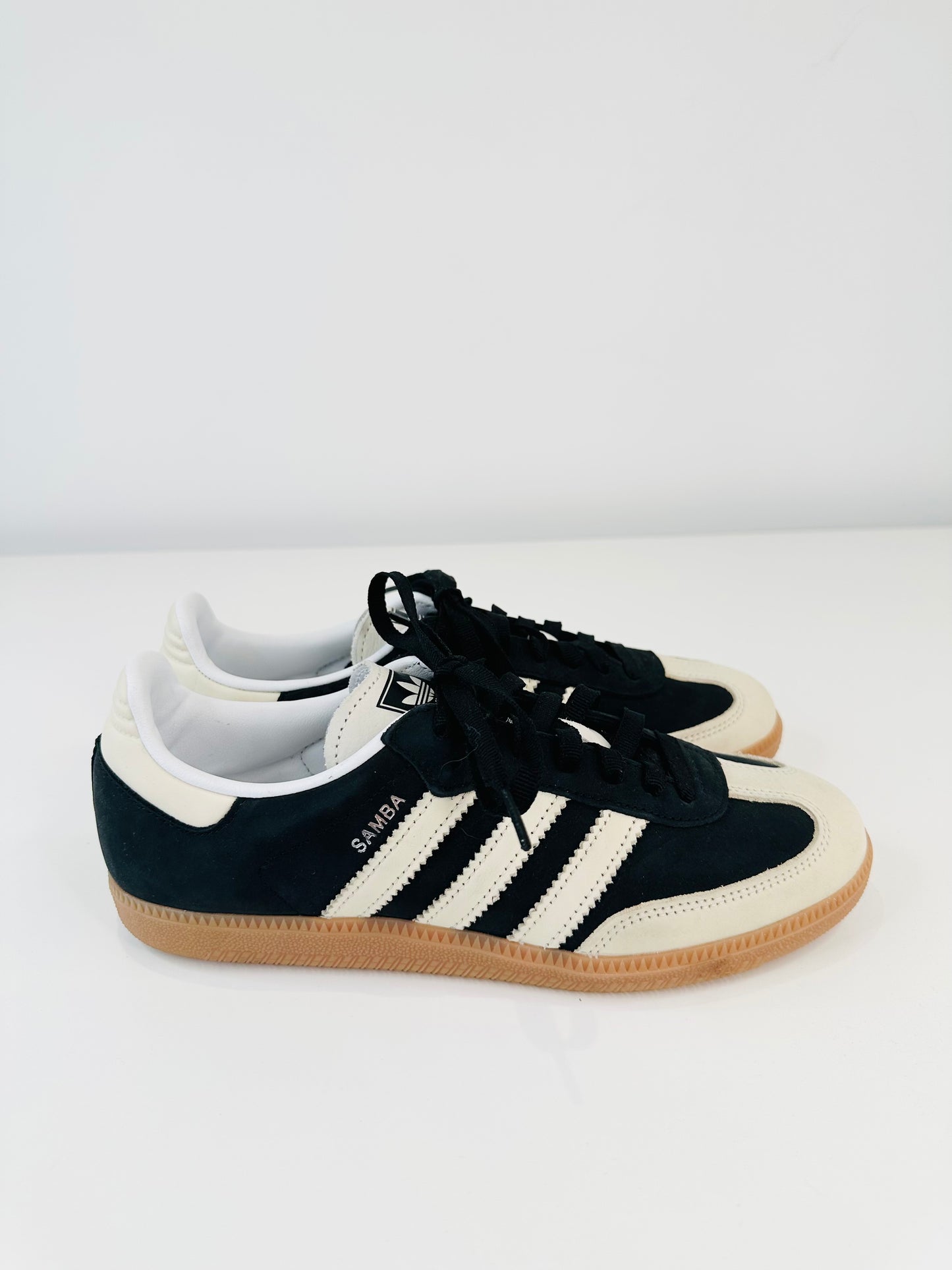 Sambas - Size 40