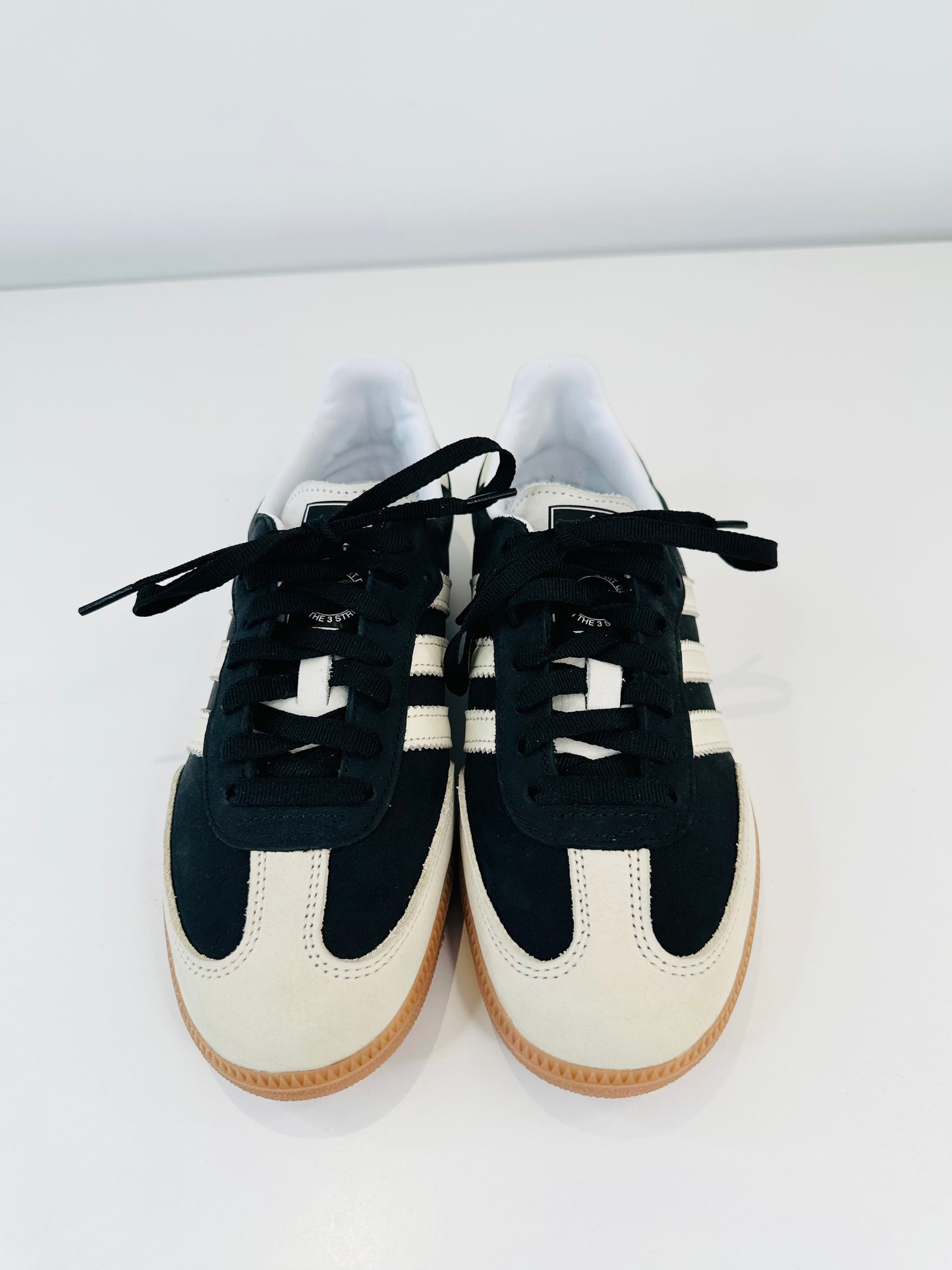 Sambas - Size 40