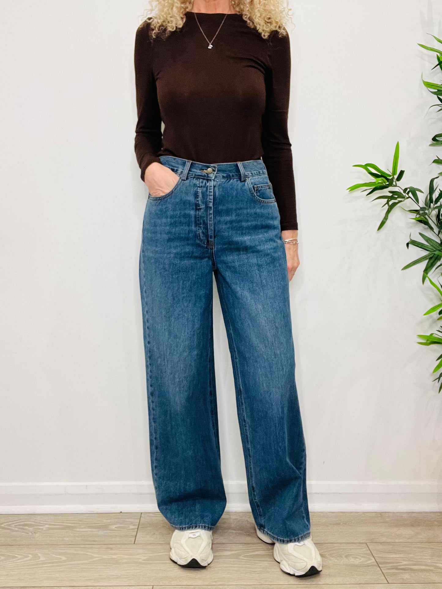 Wide Leg Jeans - Size 10