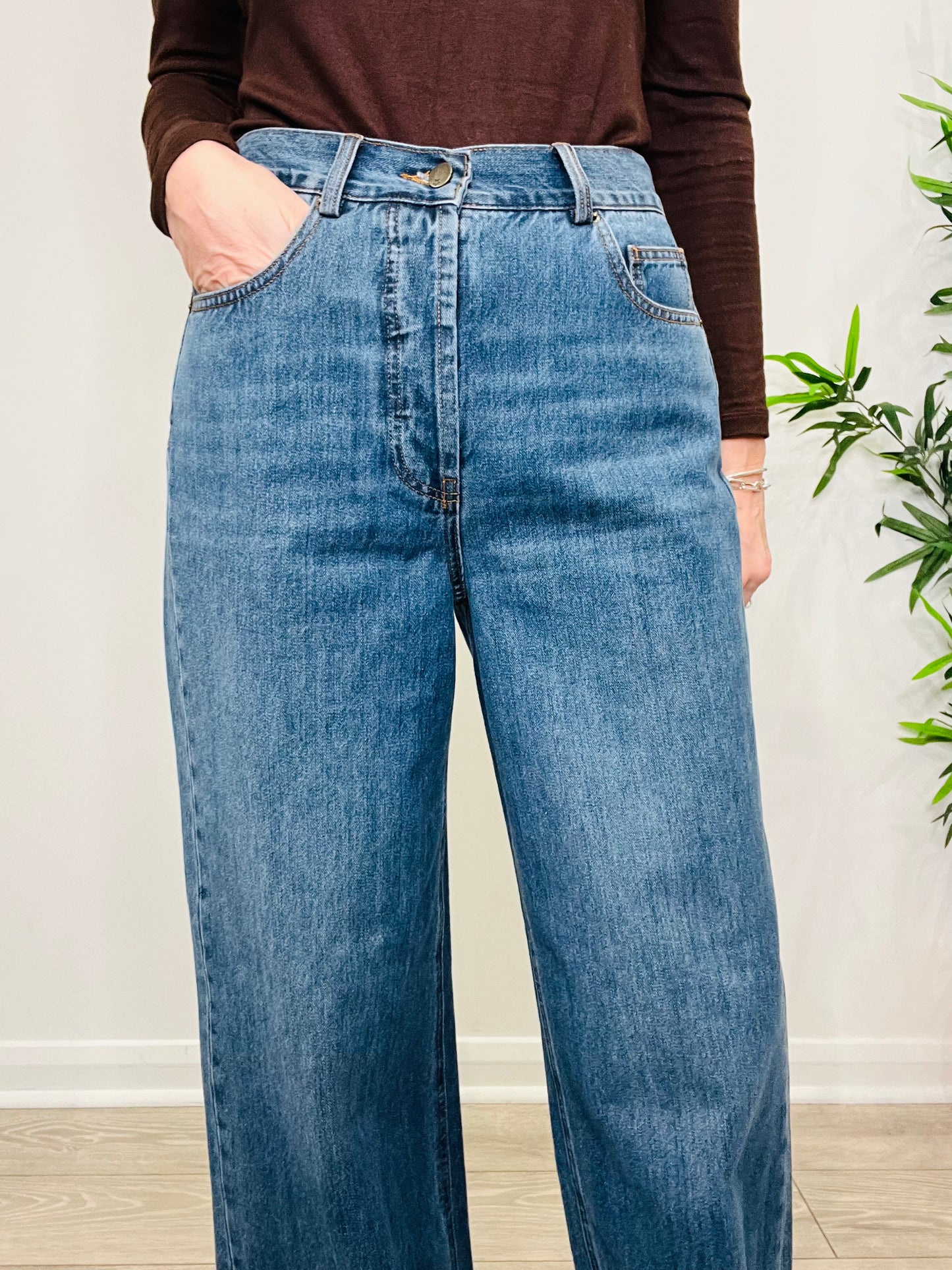 Wide Leg Jeans - Size 10