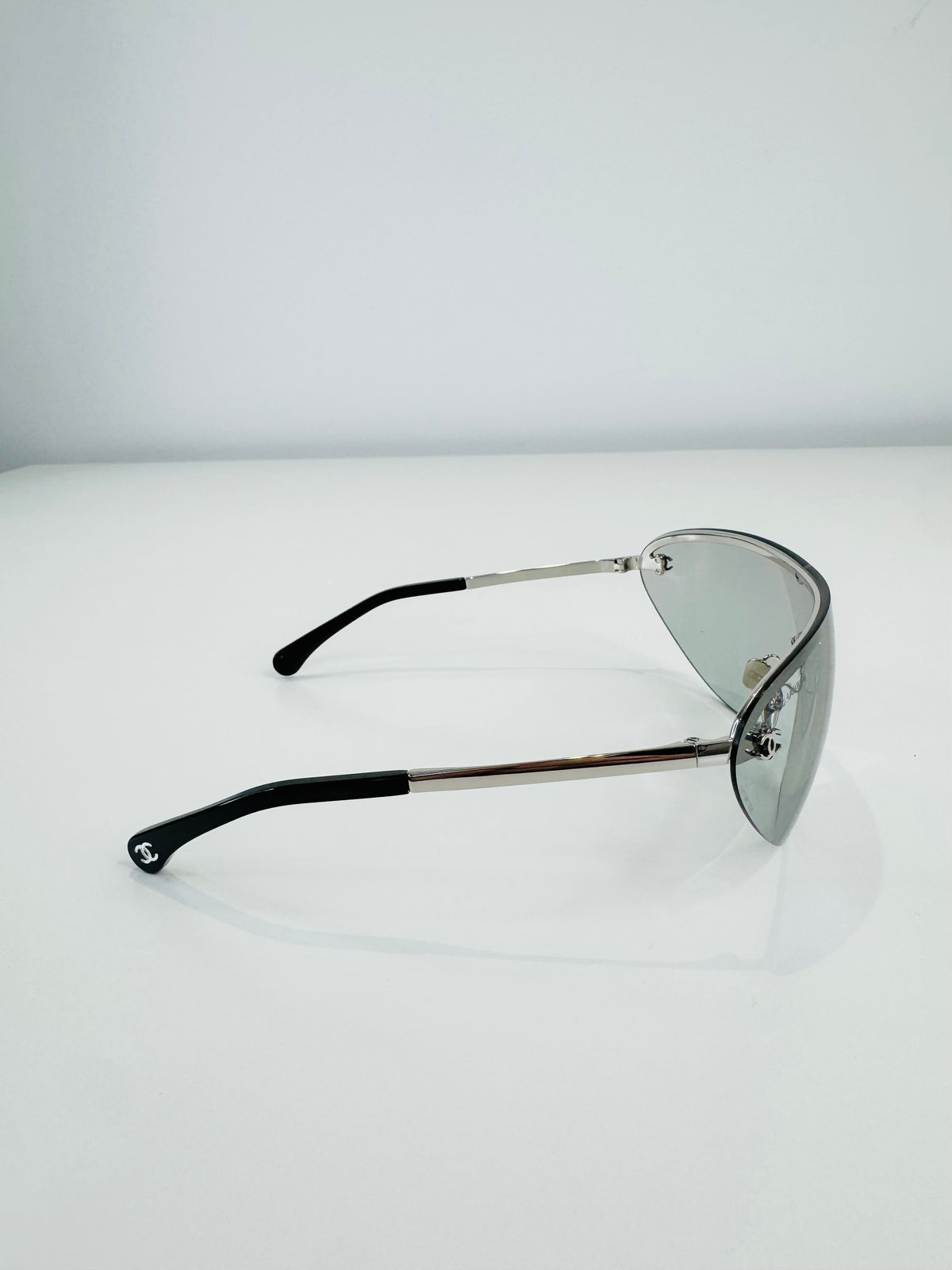 Visor Style Sunglasses