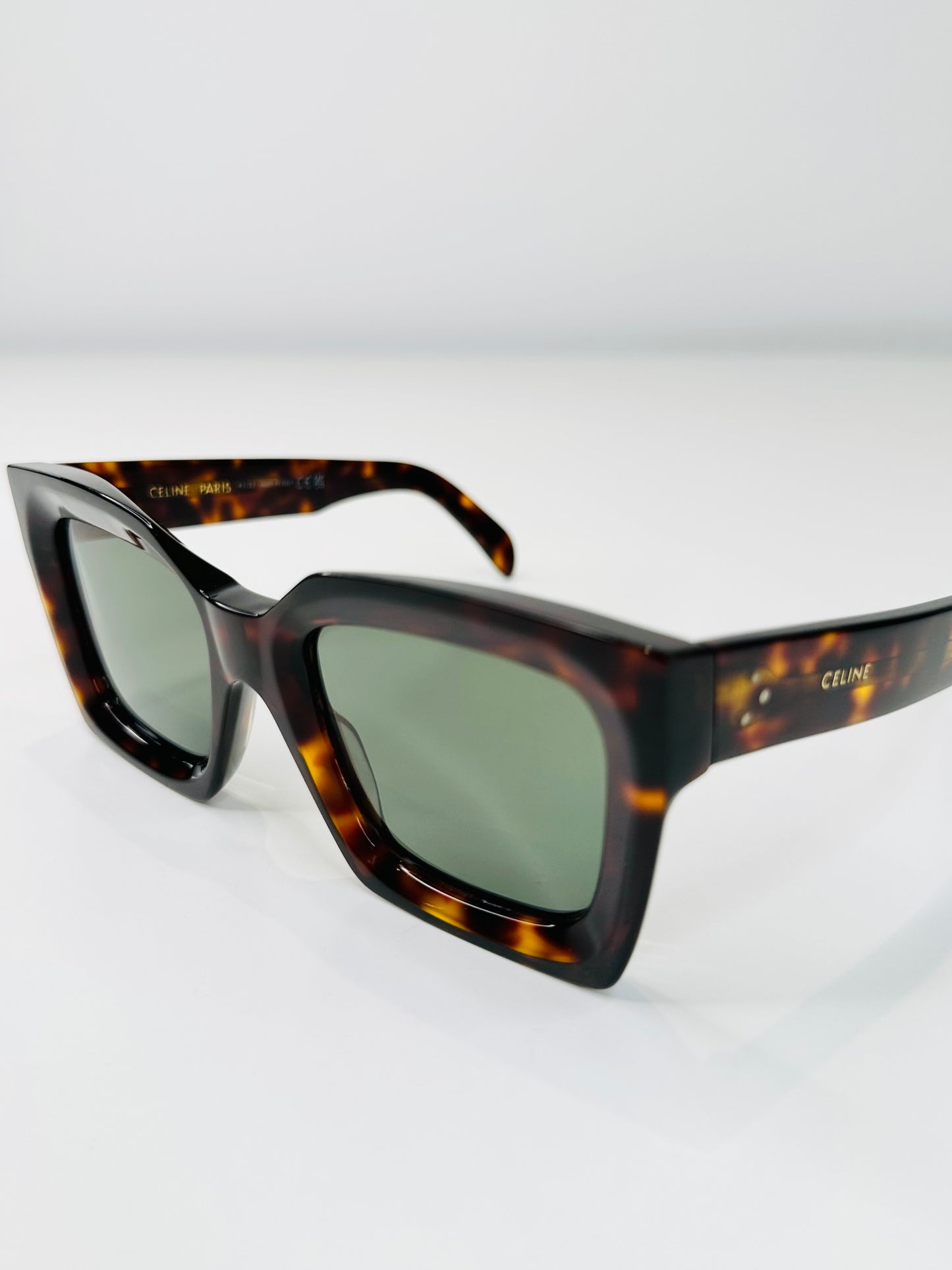 Oversized Tortoiseshell Sunglasses