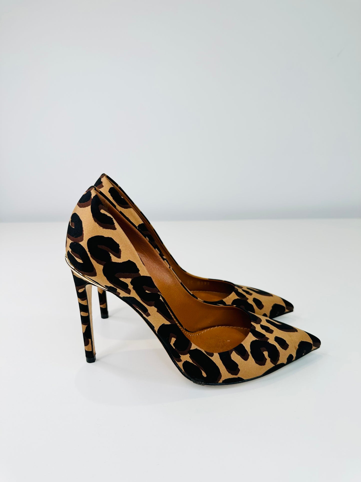 Leopard Print Pumps - Size 37.5