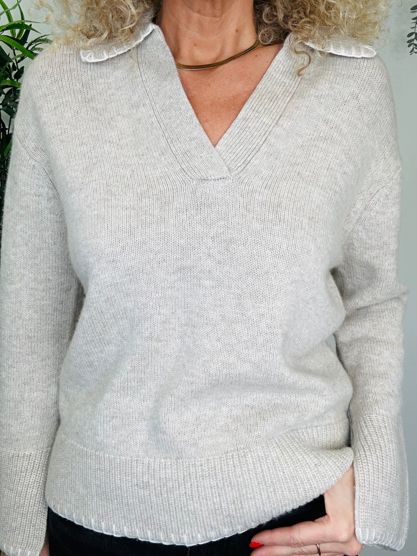 V-Neck Jumper - Size S