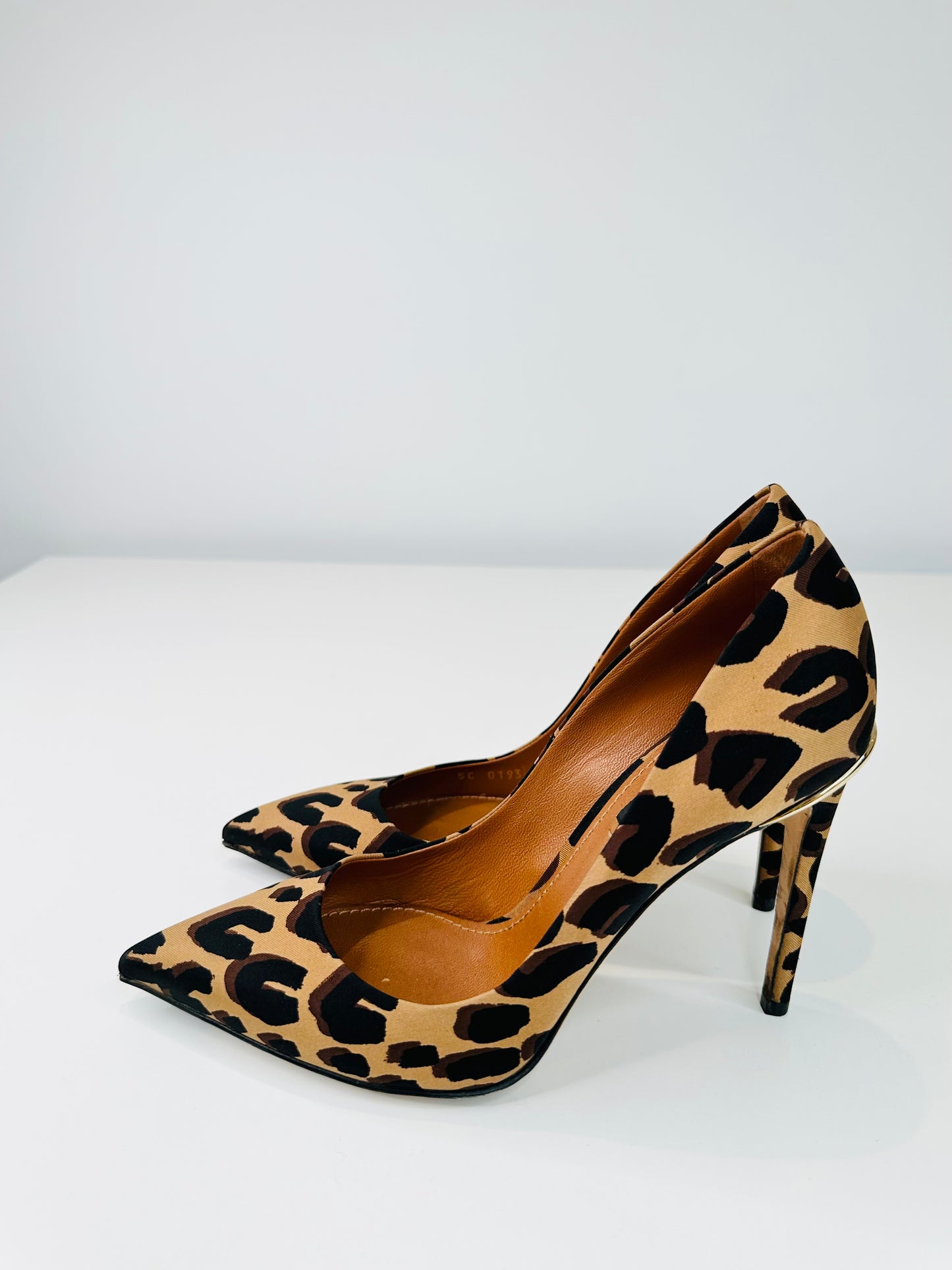 Leopard Print Pumps - Size 37.5