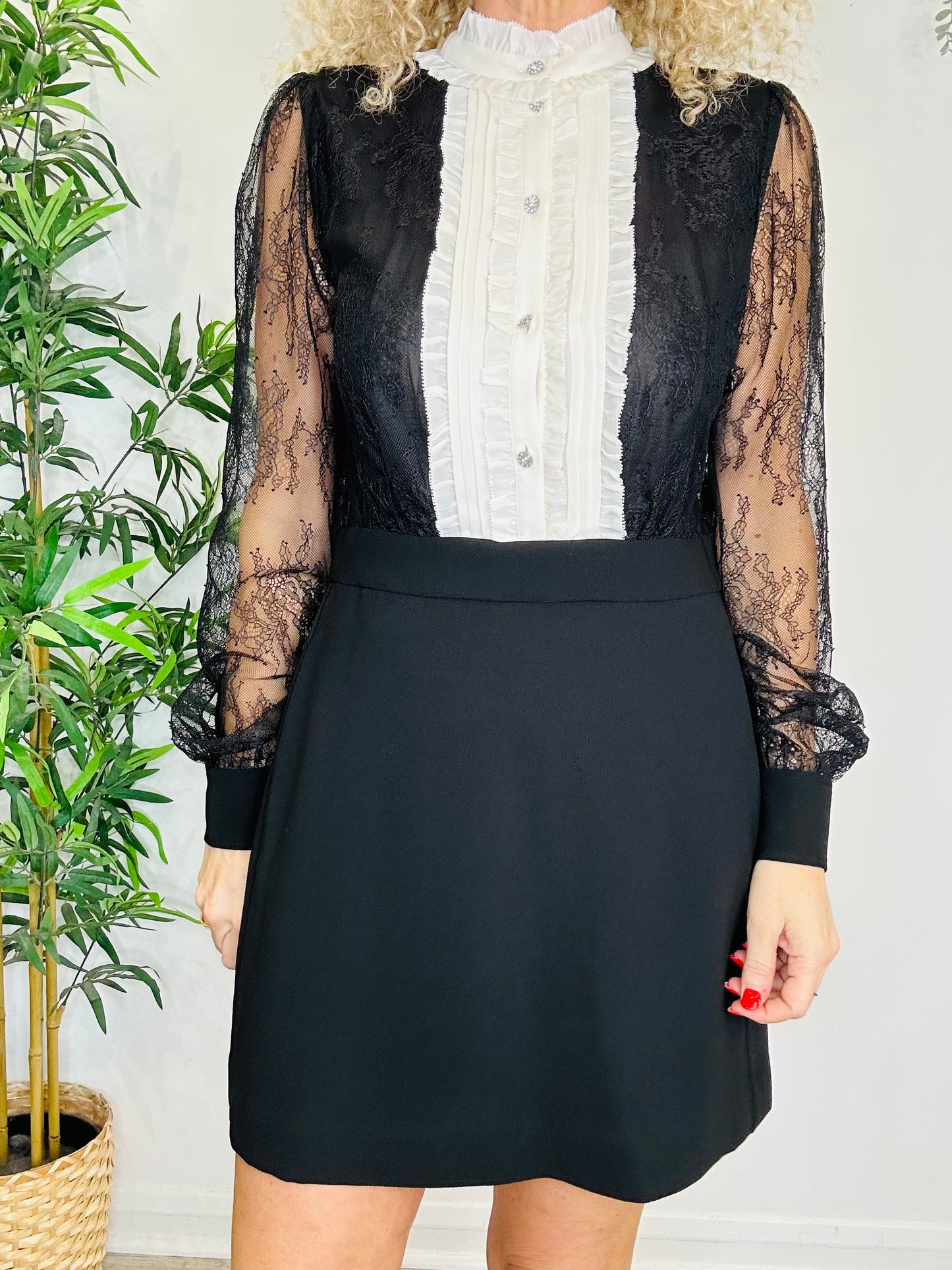 Lace Detail Short Dress - Size 12