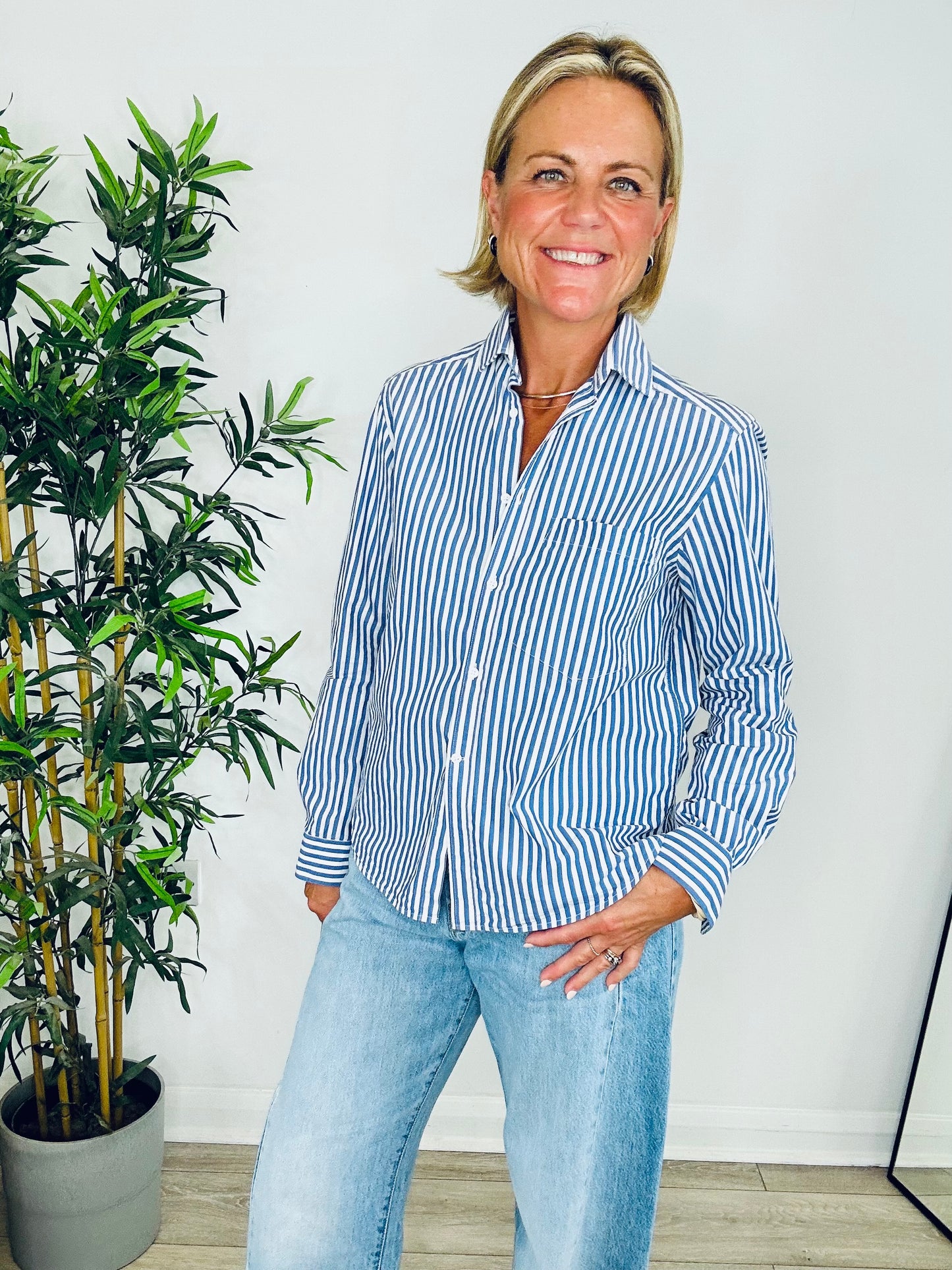 The Classic Striped Shirt - Size 38