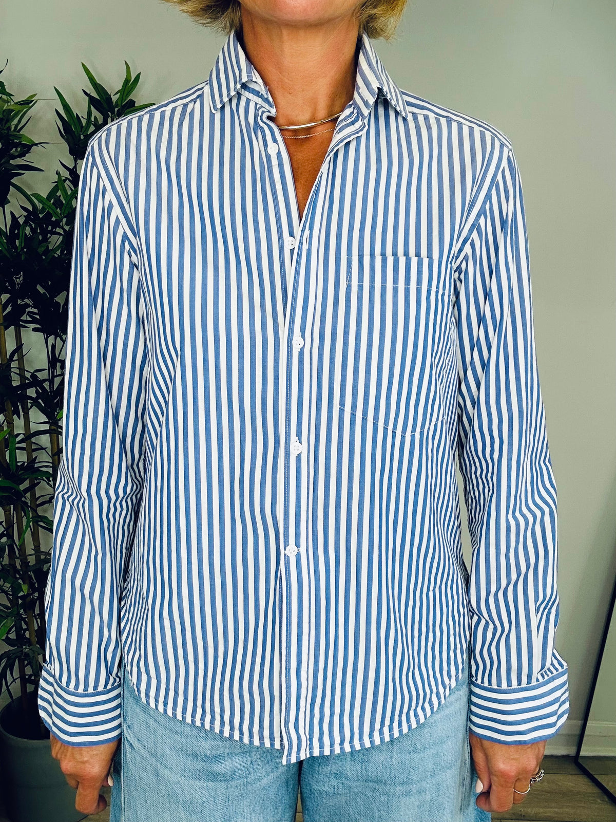 The Classic Striped Shirt - Size 38