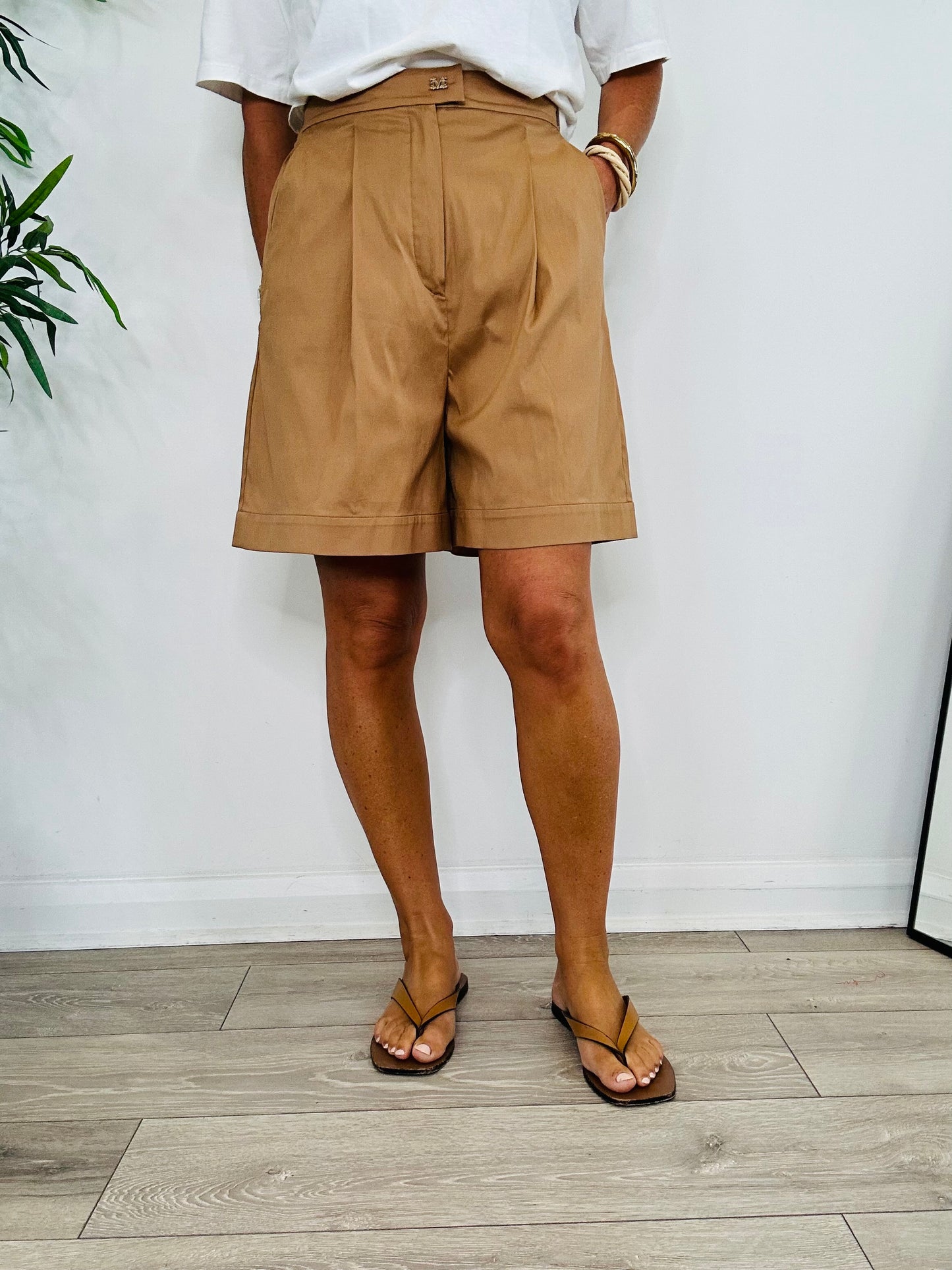 Sultano Pleated Shorts - Size 10