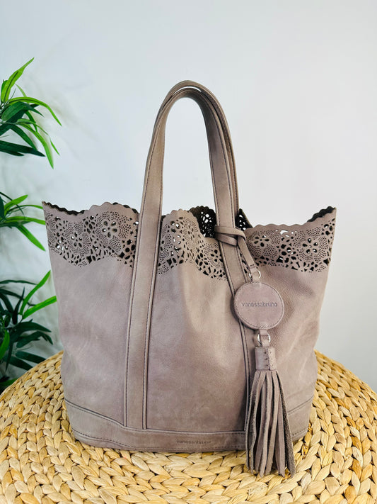 Broderie Tote