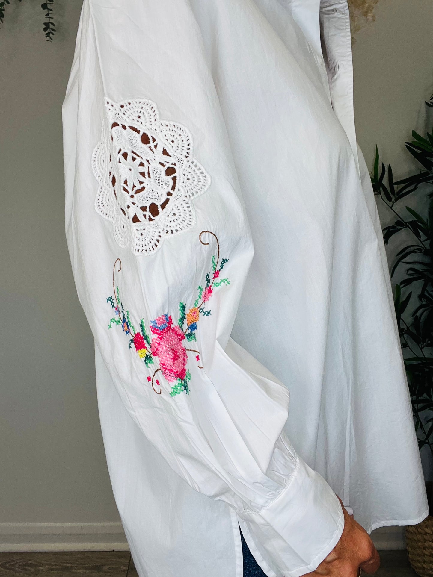 Embroidered Cotton Shirt - Size 40