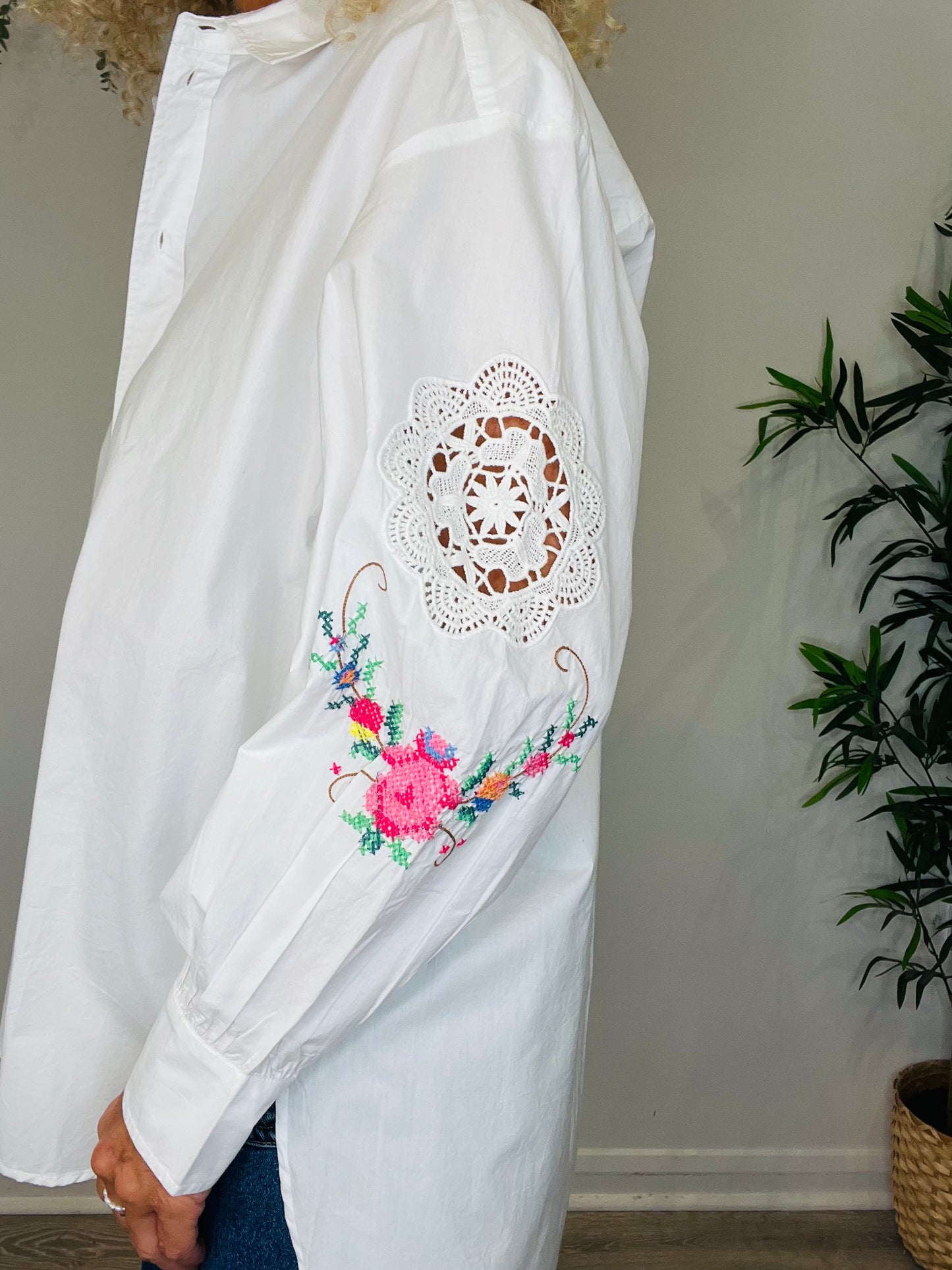 Embroidered Cotton Shirt - Size 40