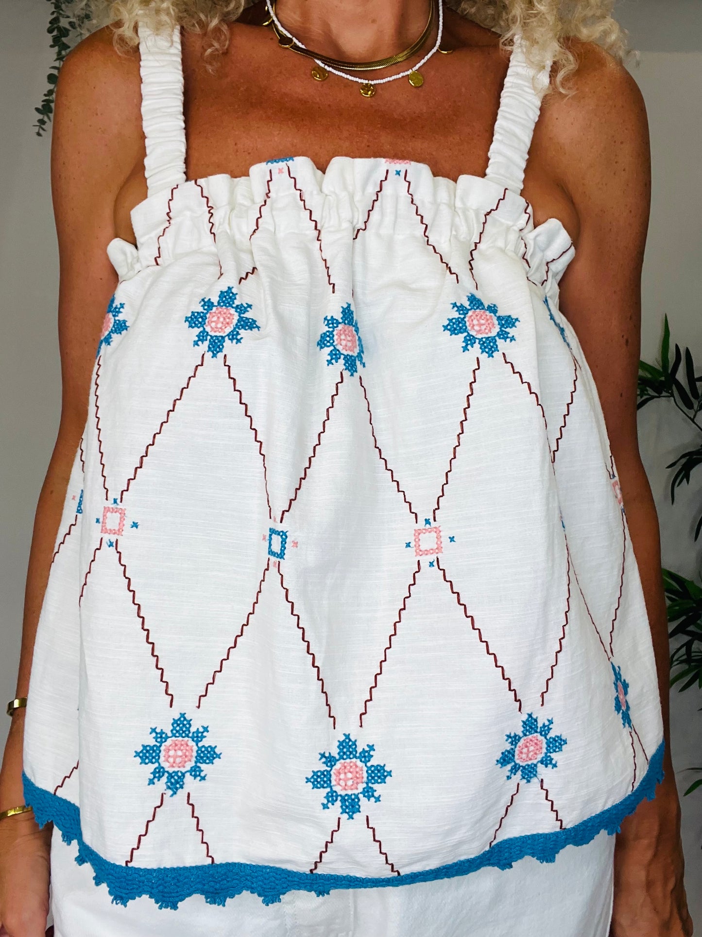 Embroidered Linen Top - Size M