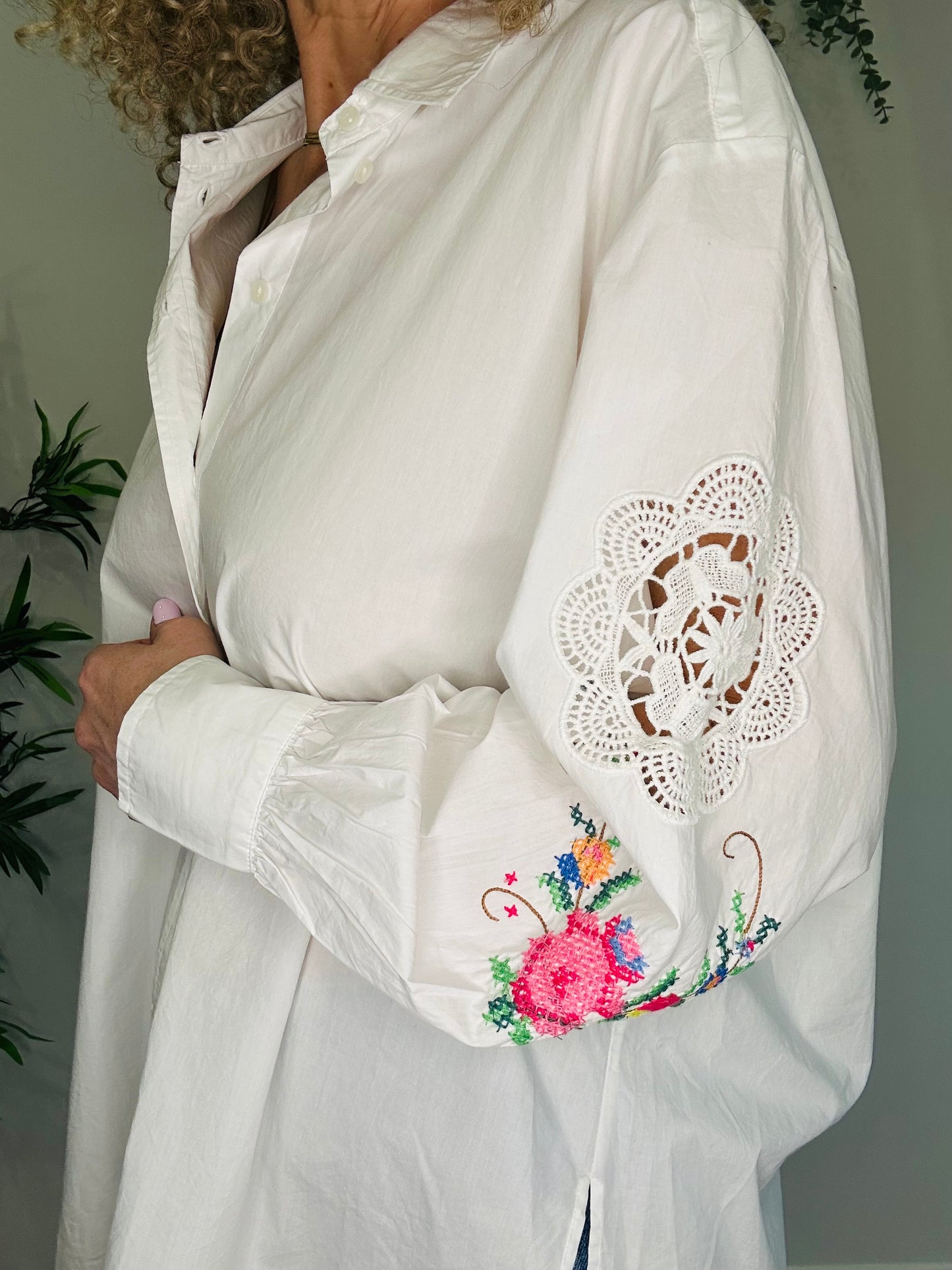 Embroidered Cotton Shirt - Size 40