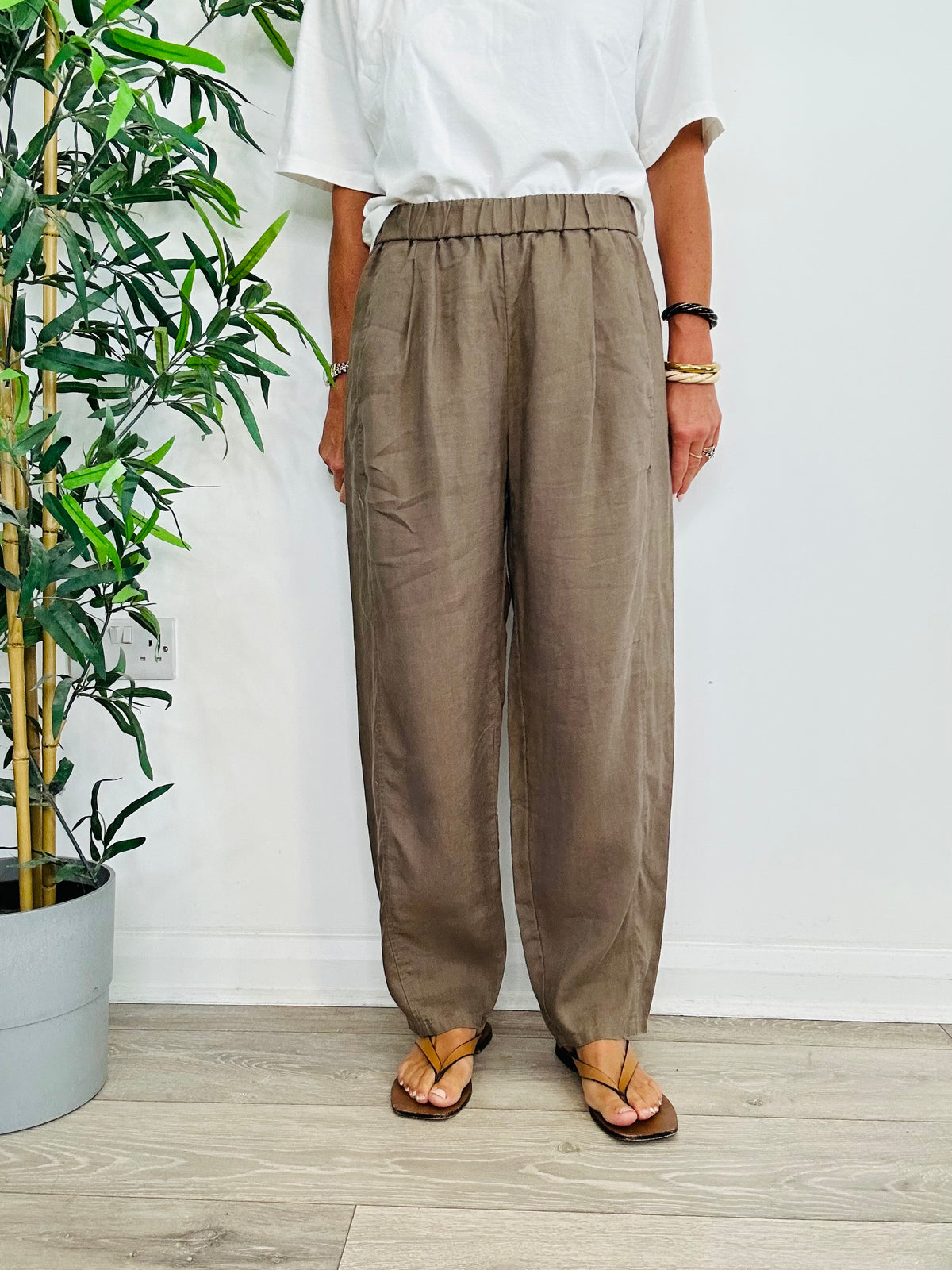 Linen Barrel Leg Trousers - Size S