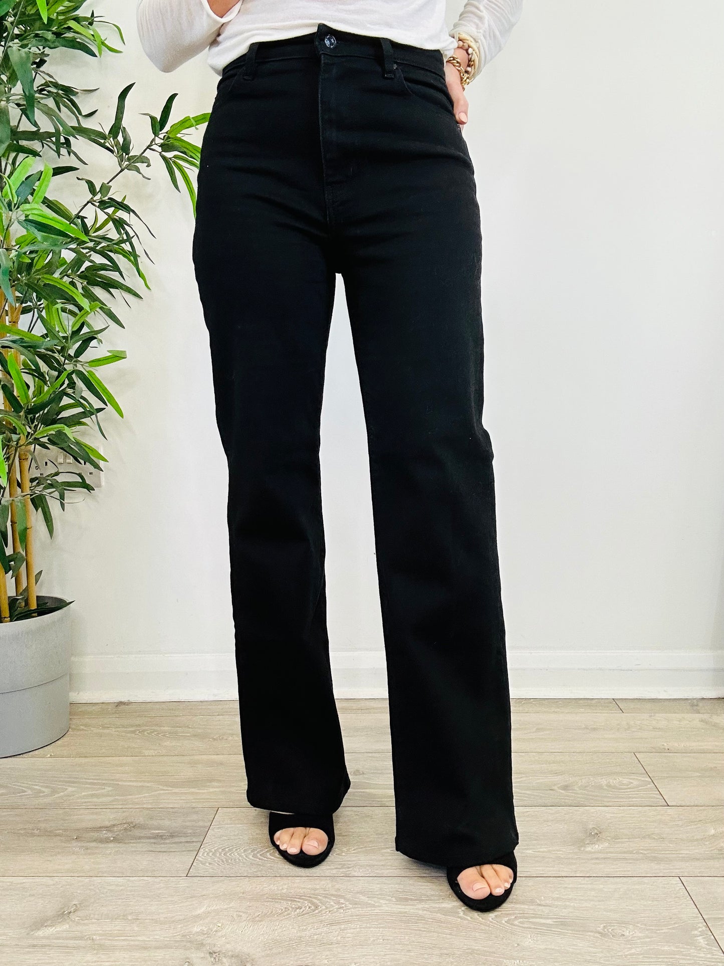 The Arrow Jeans - Size 28