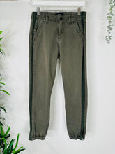 Load image into Gallery viewer, Mayslie Trousers - Size 26
