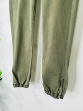 Load image into Gallery viewer, Mayslie Trousers - Size 25
