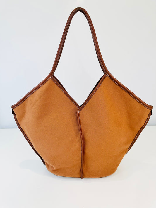 Callela Shoulder Bag