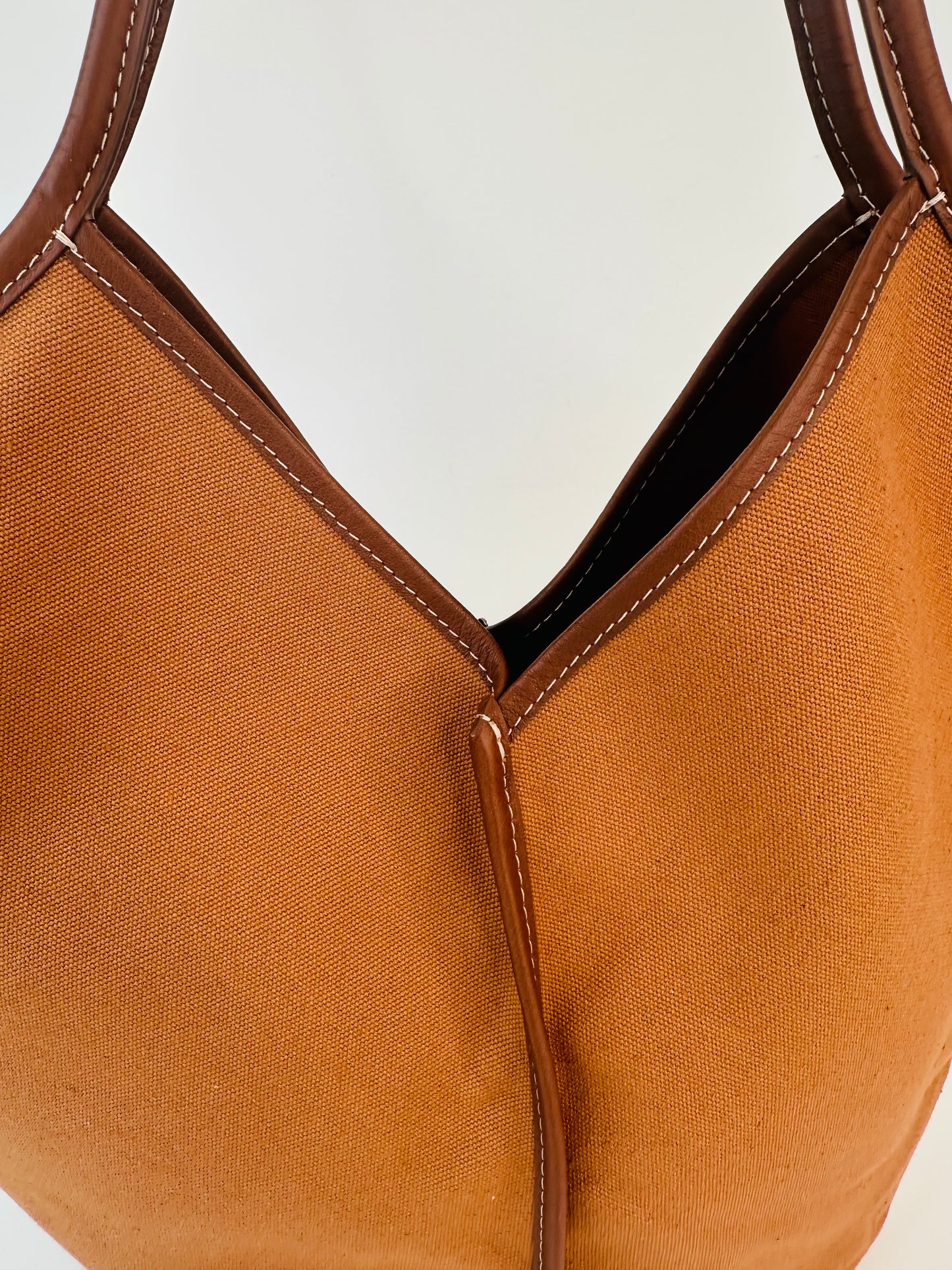 Callela Shoulder Bag