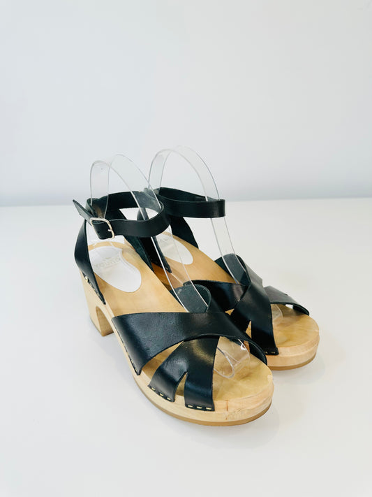 Leather Clogs - Size 39