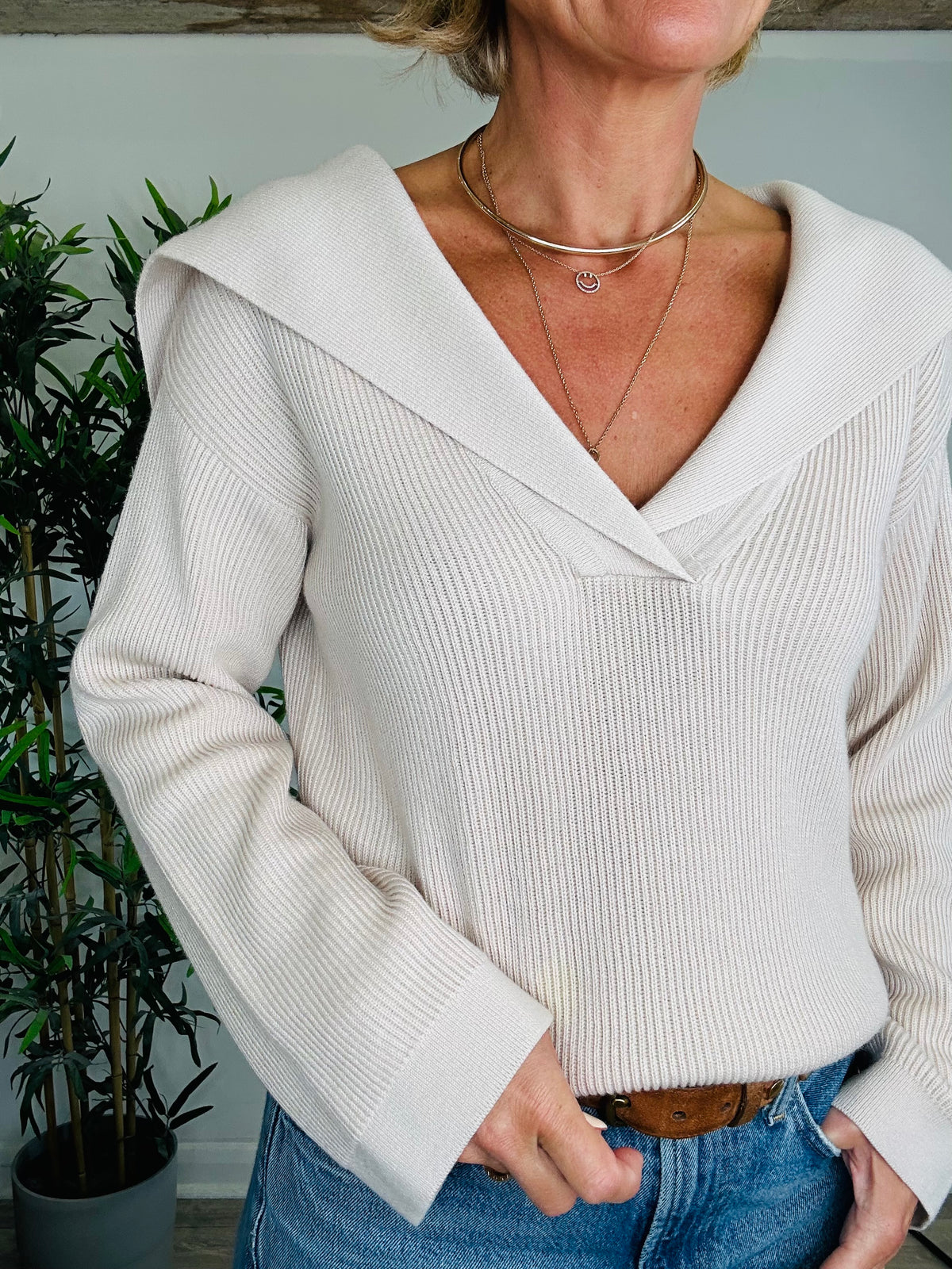 Ribbed Jumper - Size L