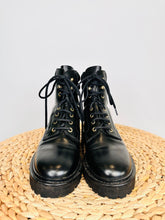 Load image into Gallery viewer, Campa Chunky Boots - Size 41
