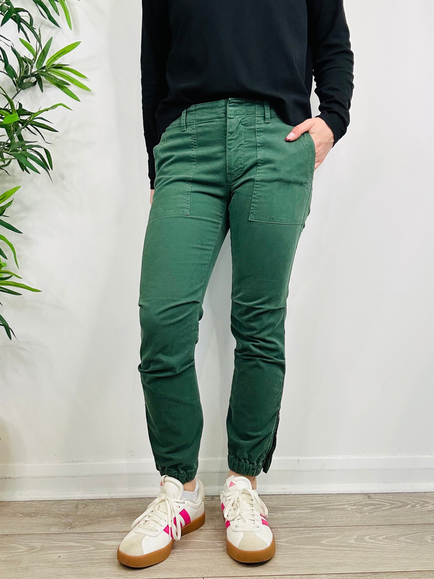 Cargo Trousers - Size 6