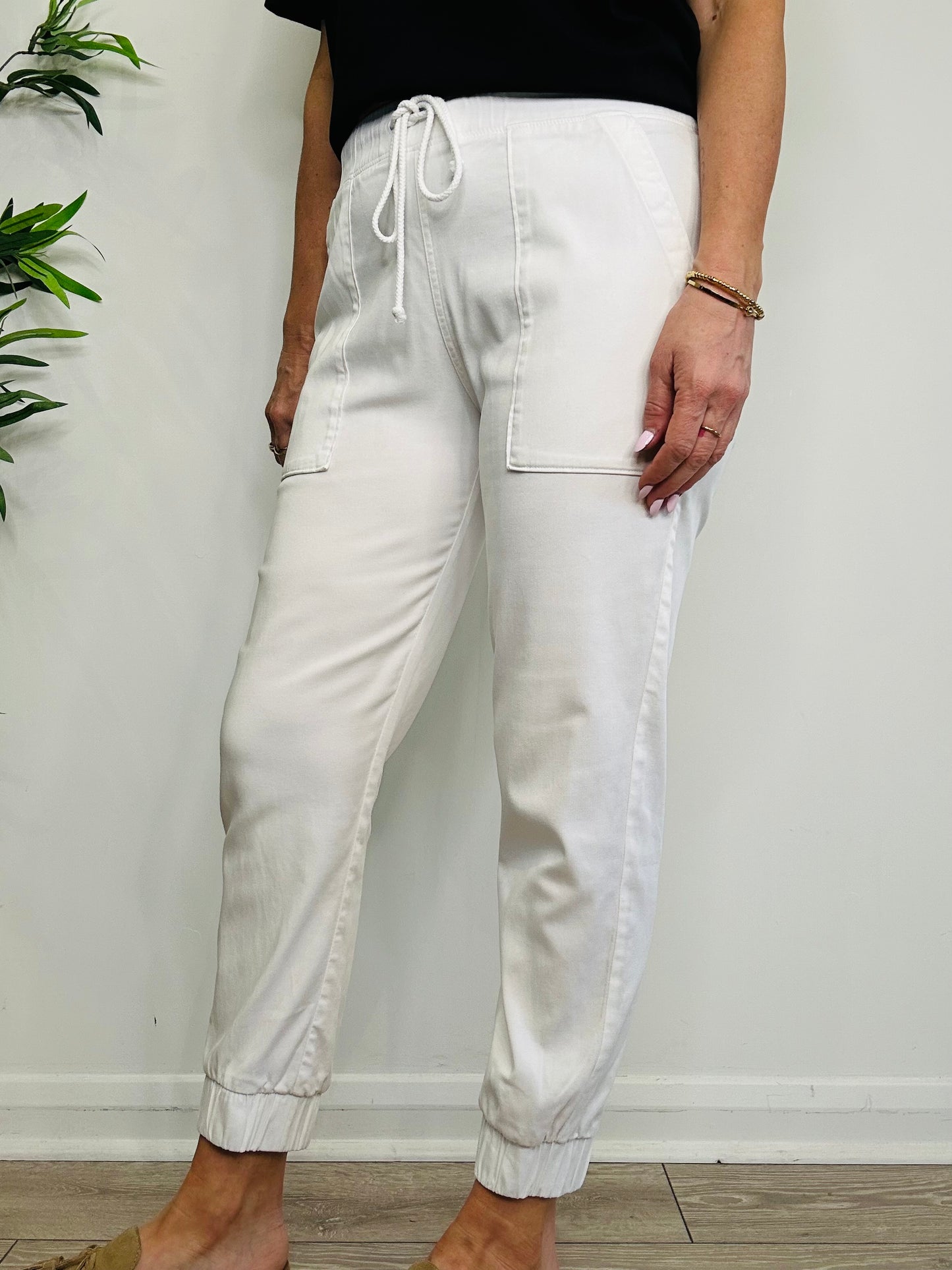 Tapered Joggers - Size M