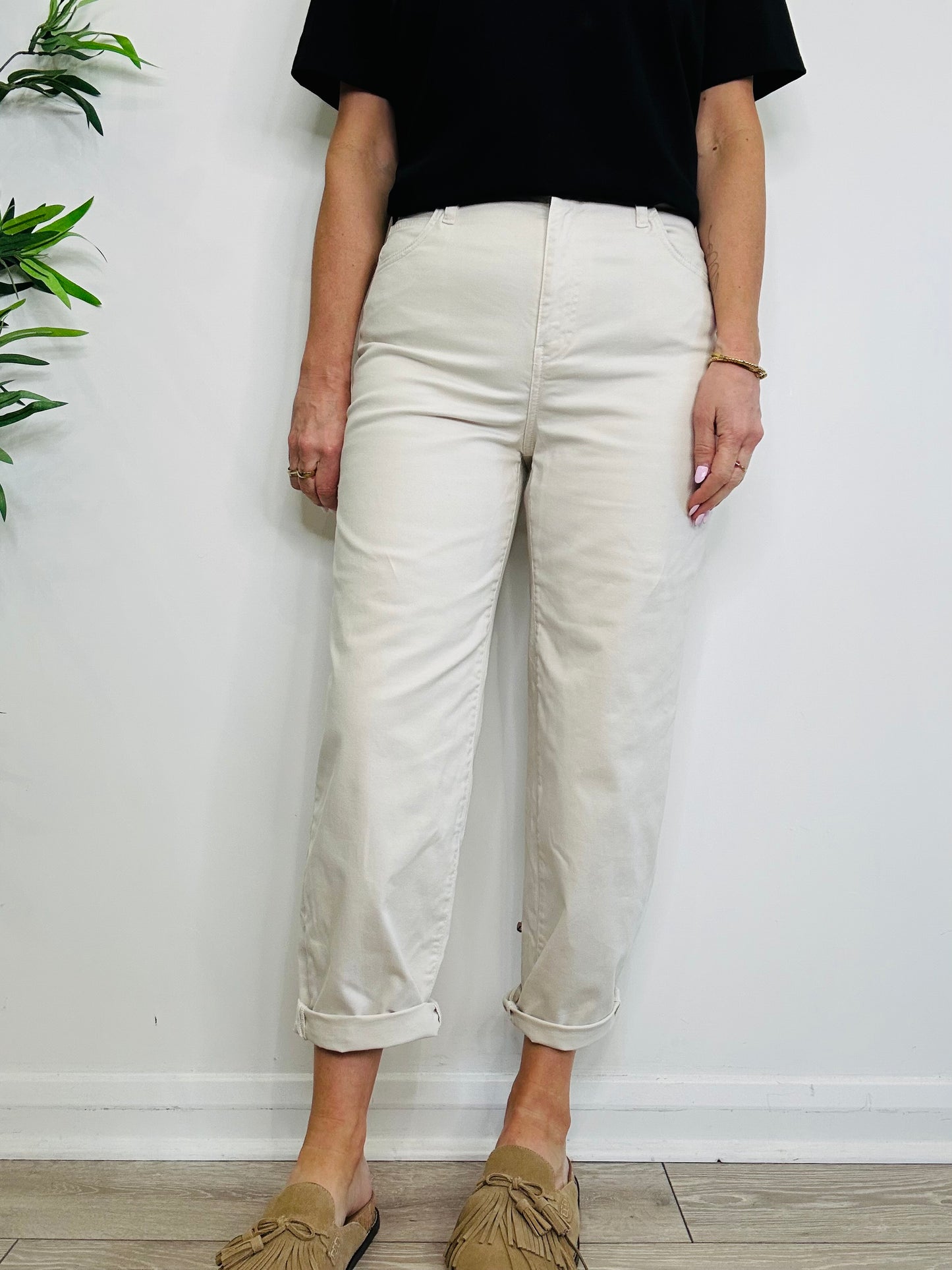 Ultra High Rise Barrel Trousers - Size 28