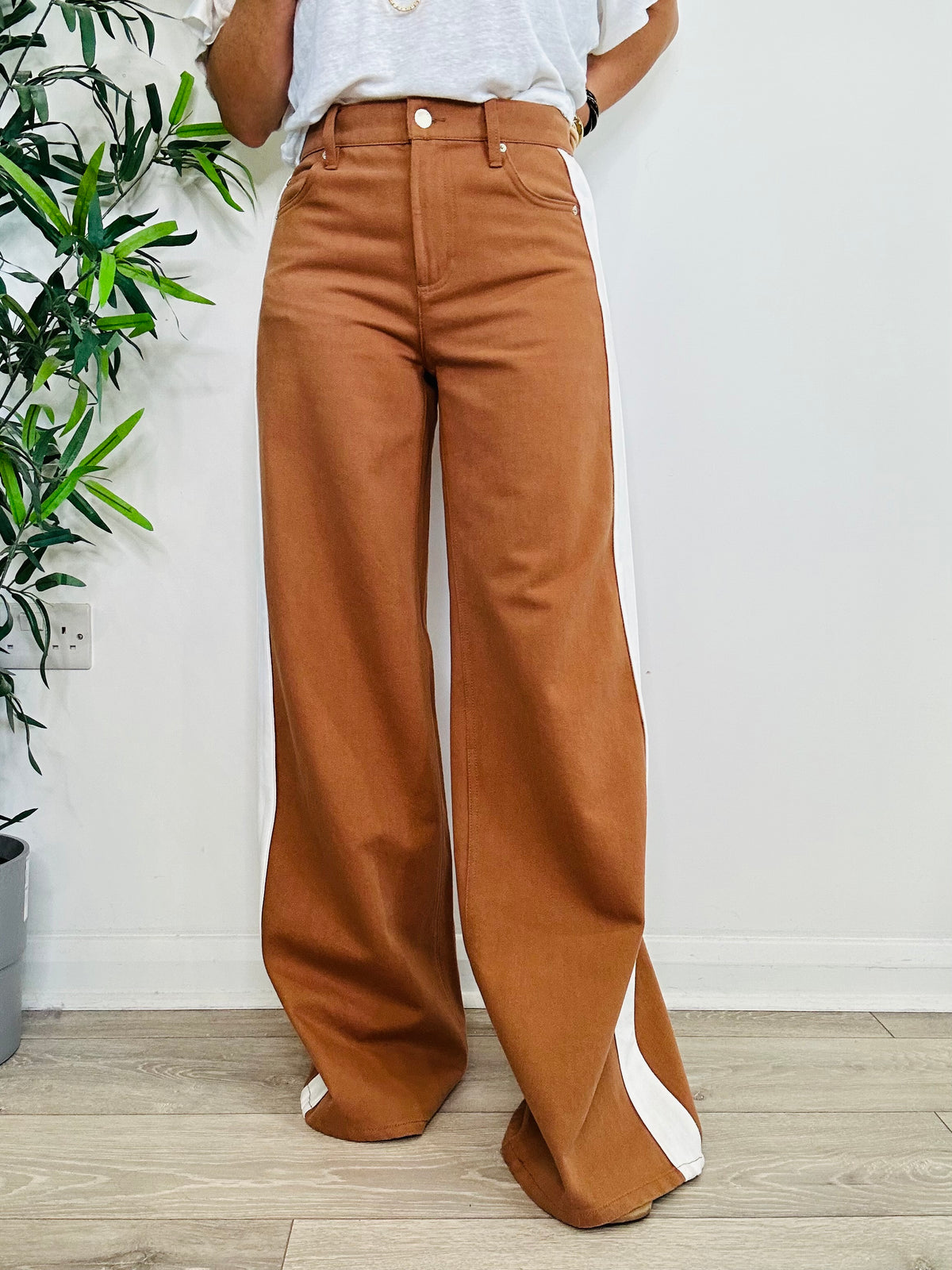 Trish Wide Leg Jeans - Size 27