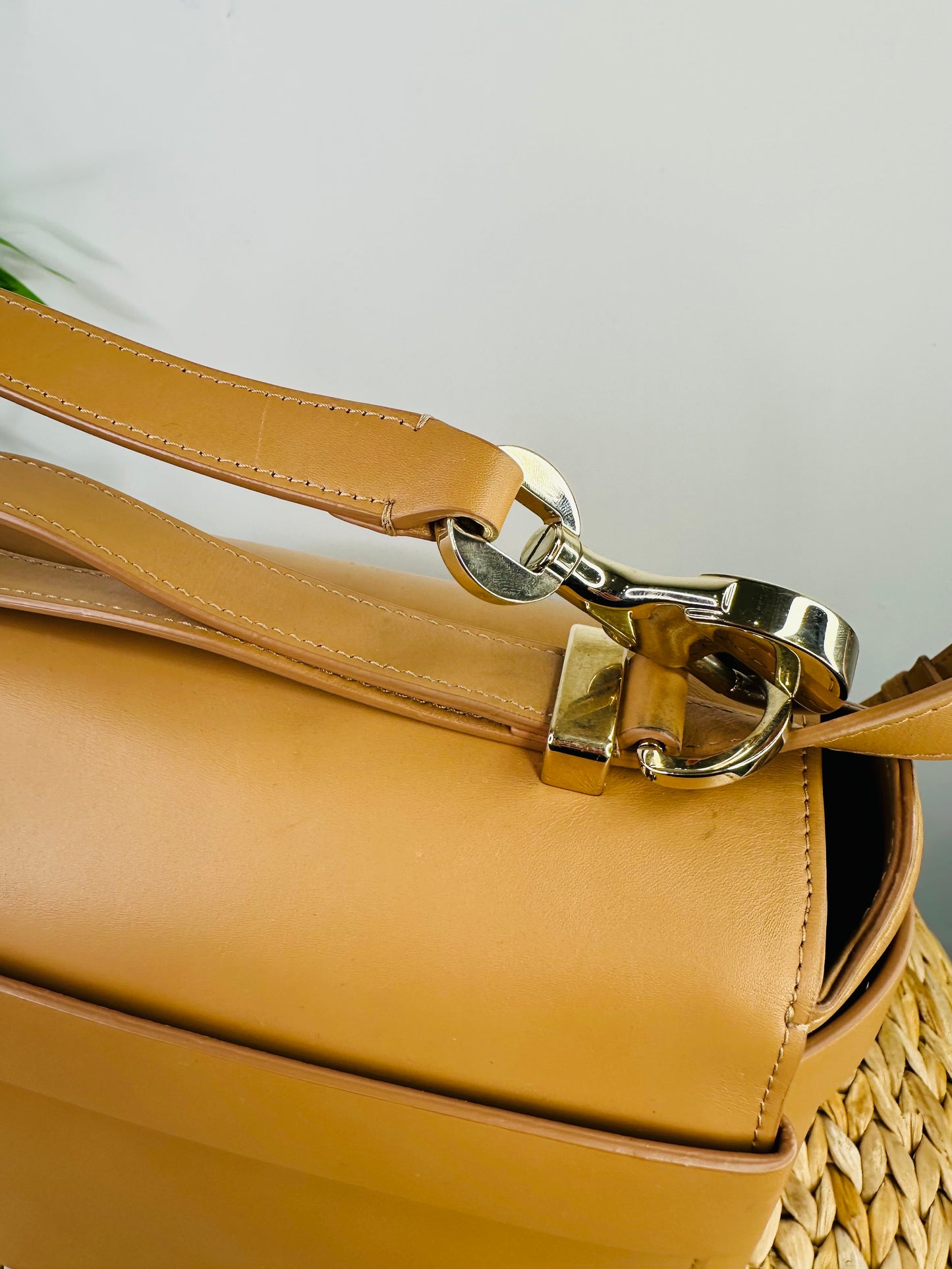 Nacha Leather Crossbody Bag