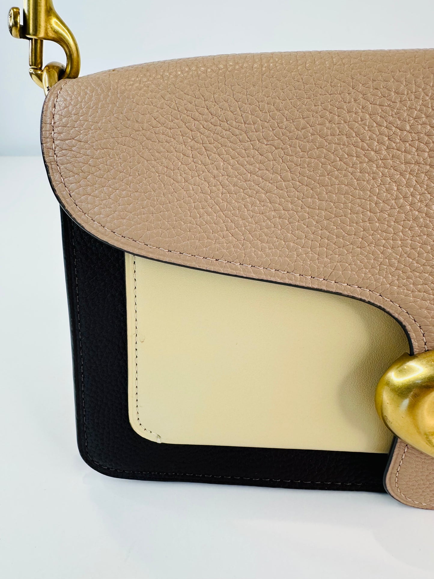 Tabby Shoulder Bag 26