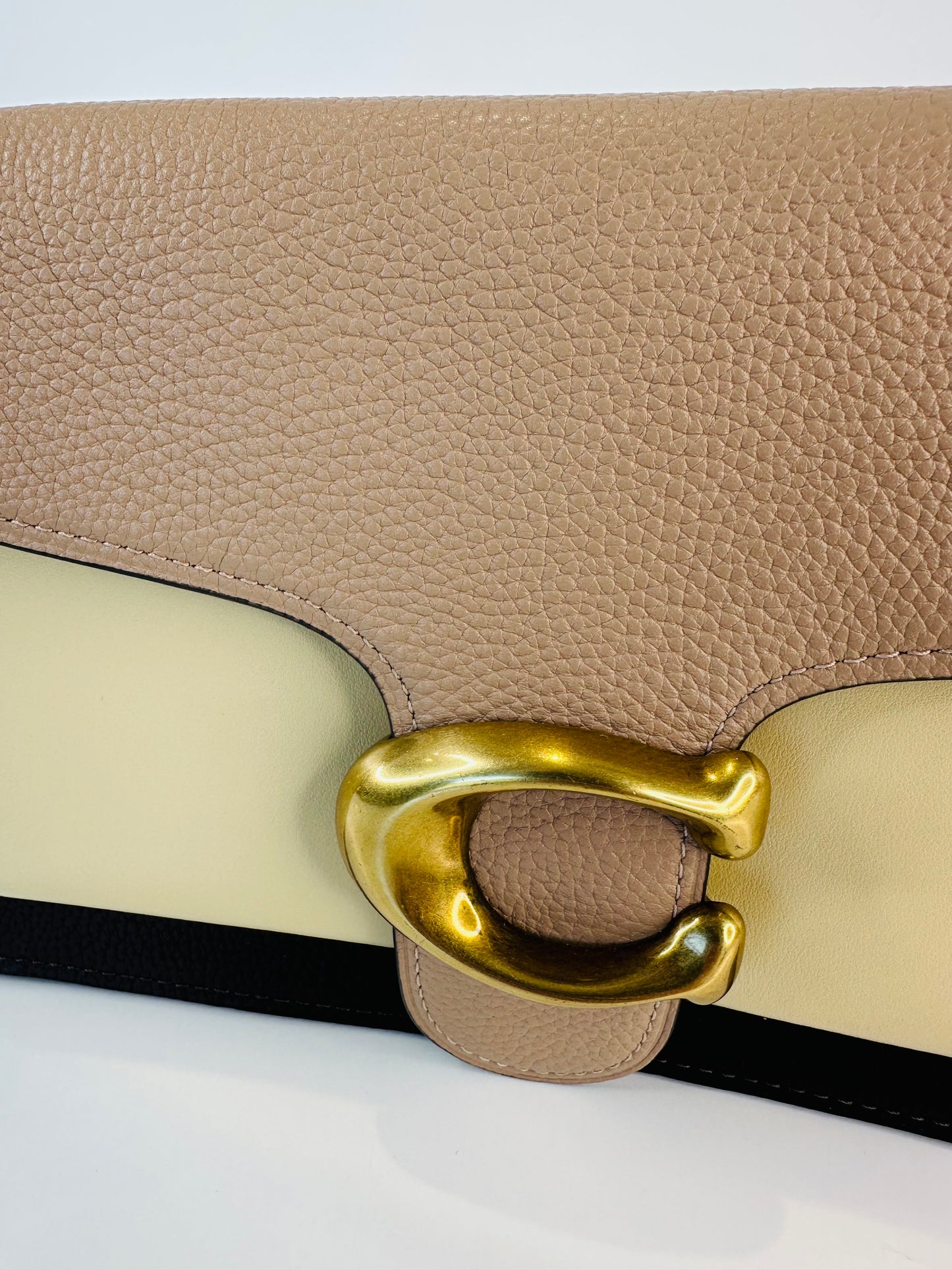 Tabby Shoulder Bag 26