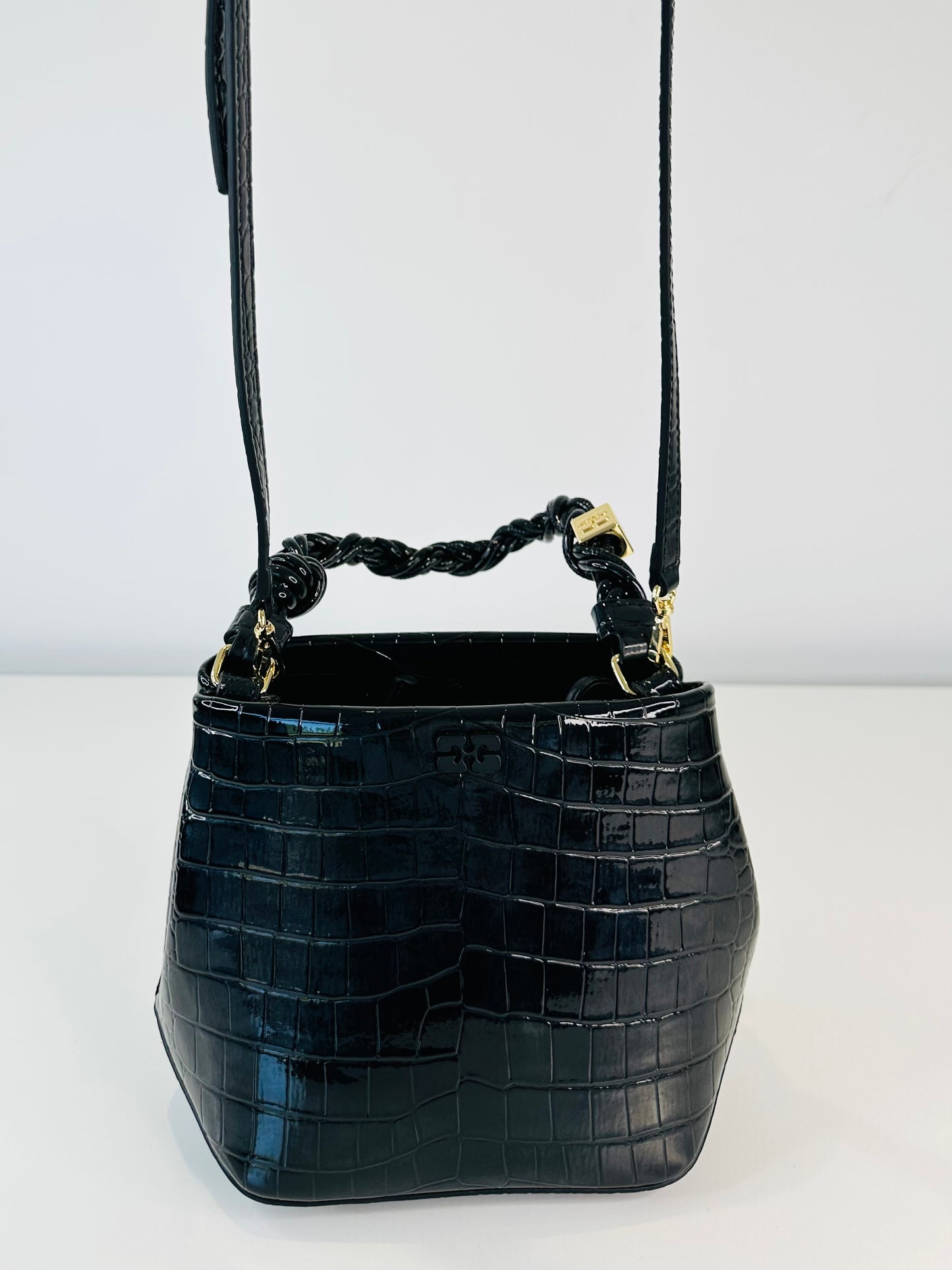 Croco Bou Bucket Bag