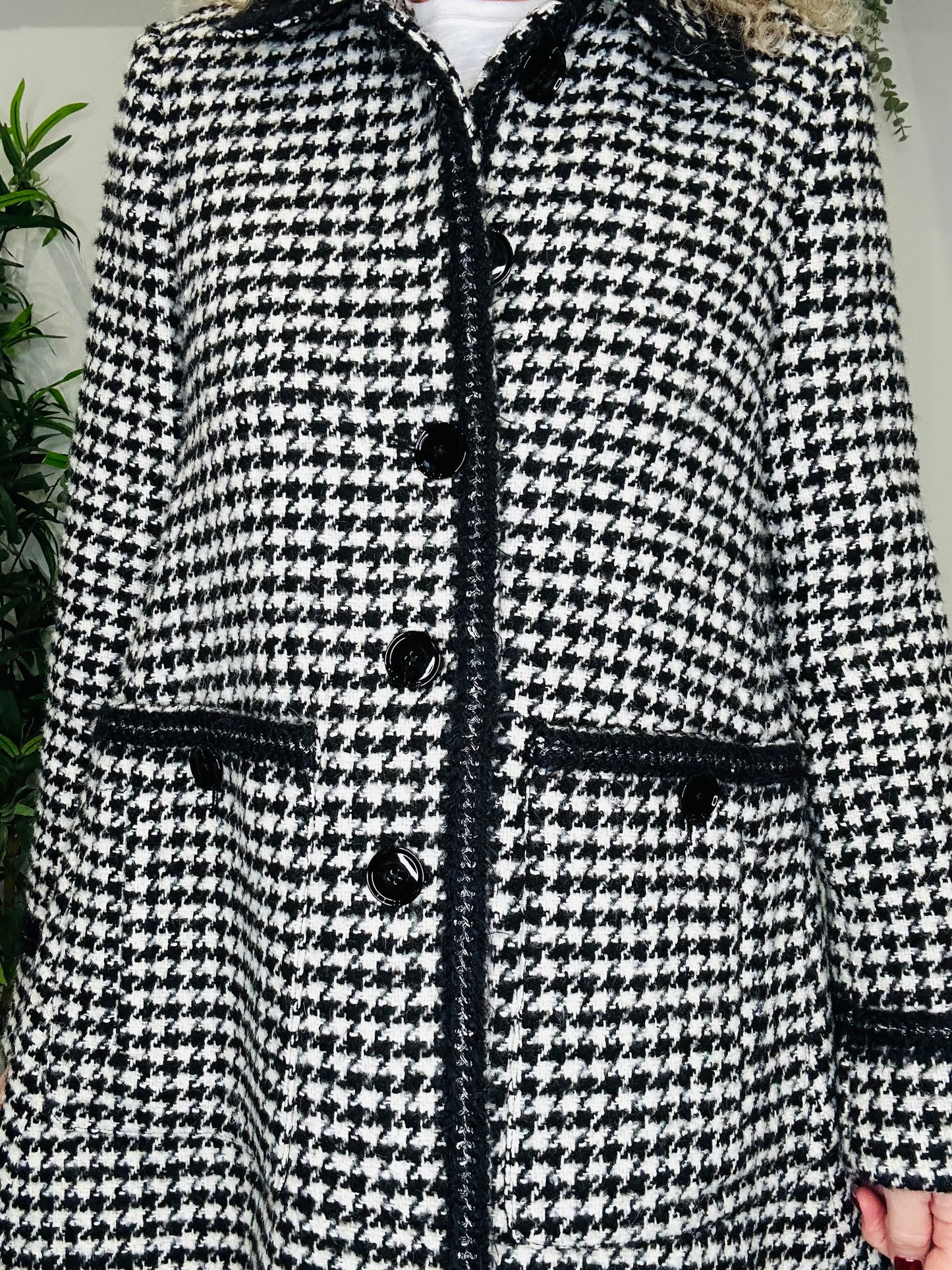 Houndstooth Check Coat - Size 8