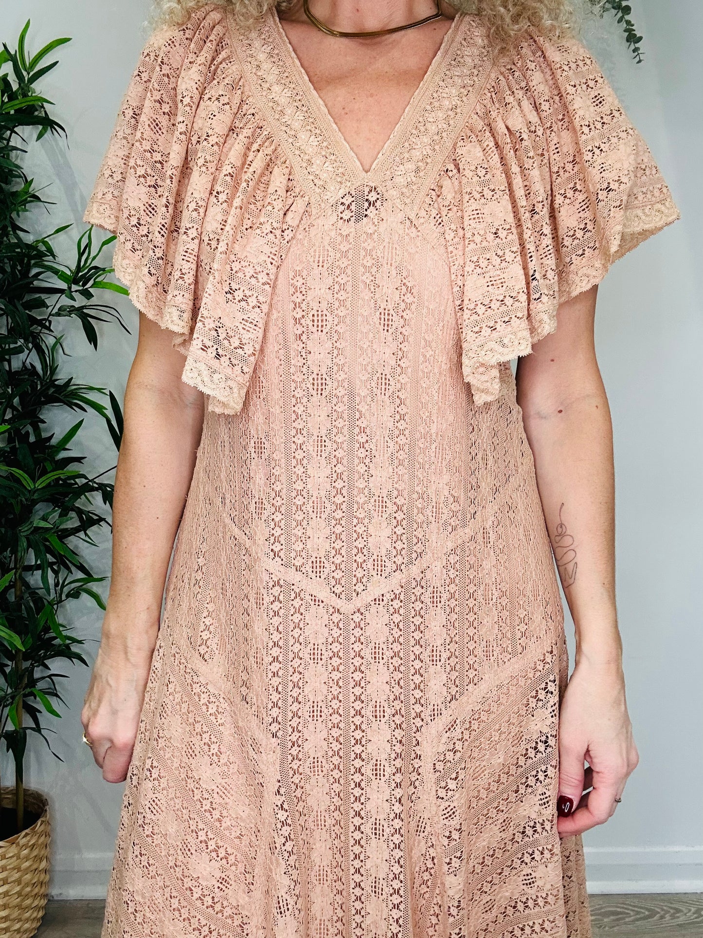 Camelia Lace Dress - Size S