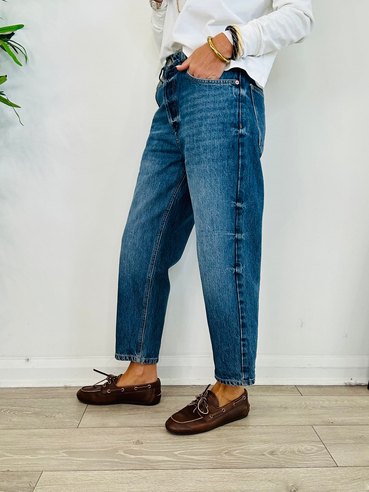 Carrot Jeans - Size 28