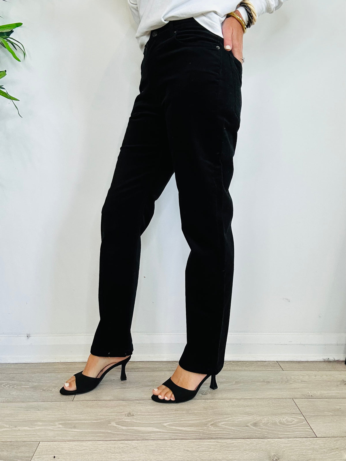 Needlecord Timael Trousers - Size 40