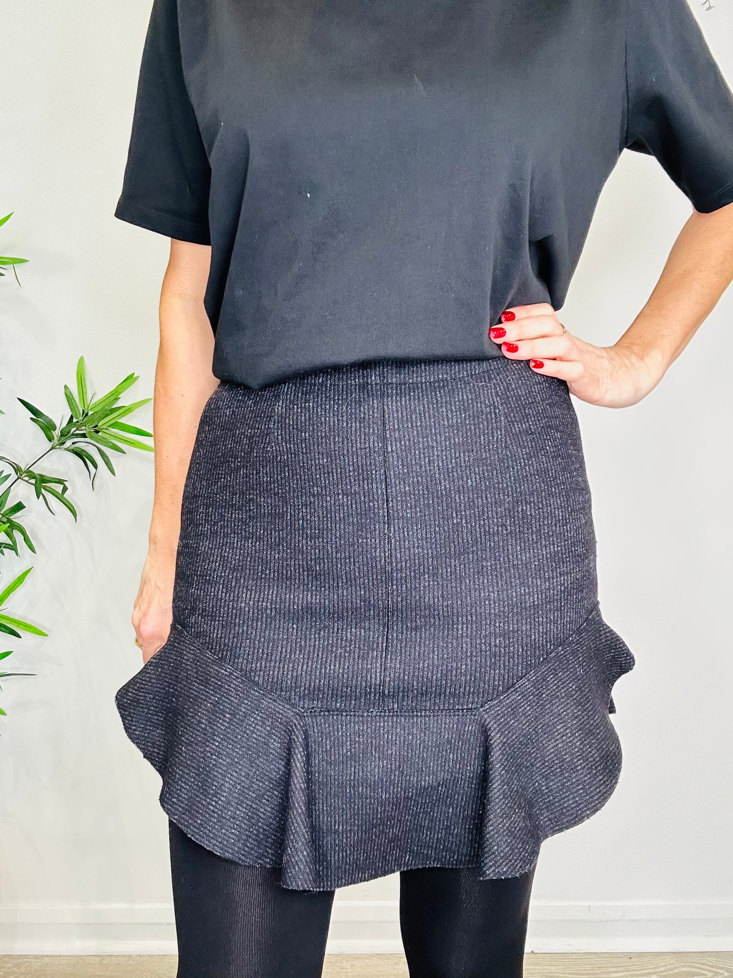 Ruffle Wool Mini Skirt - Size 38