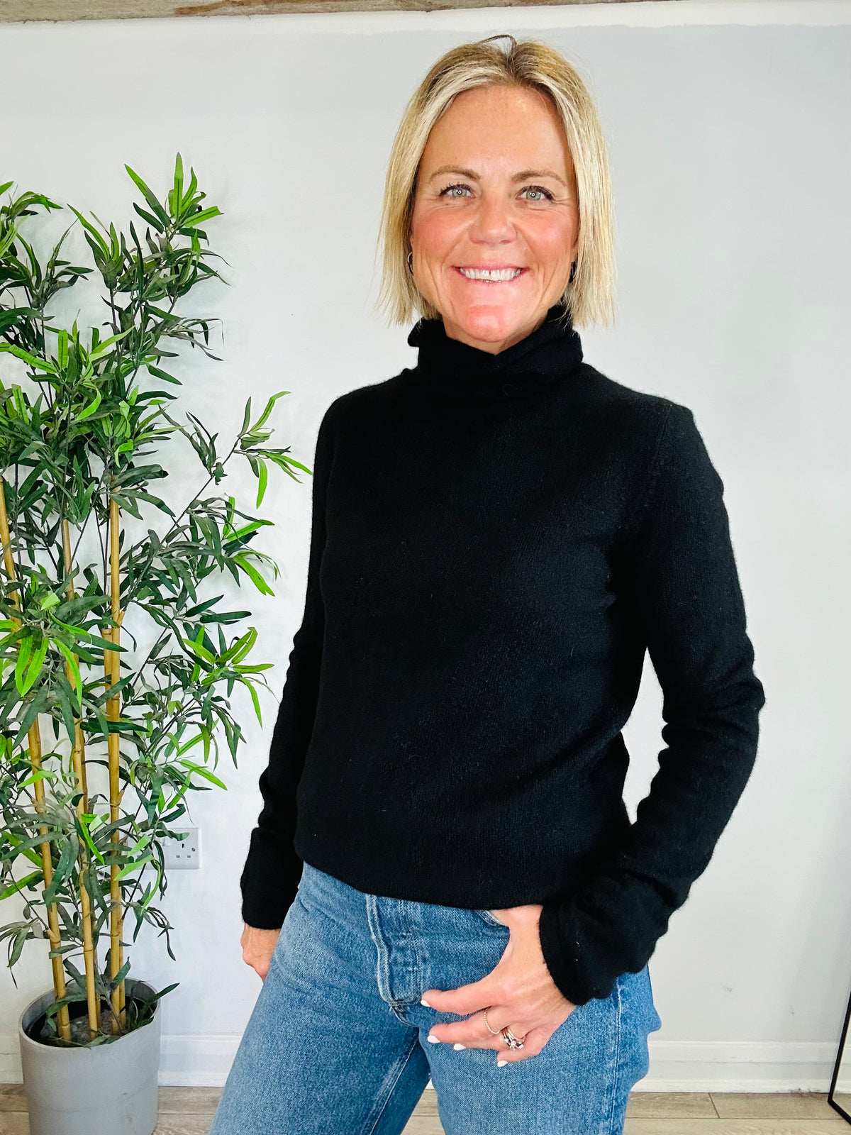 Cashmere Roll-Neck Jumper - Size M