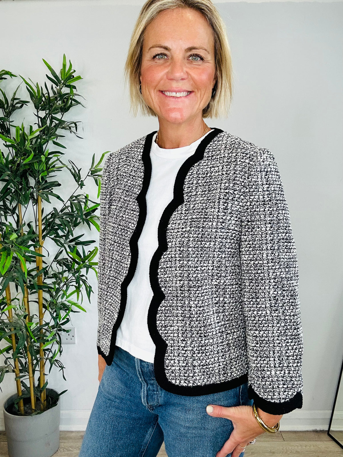 Scallop Tweed Jacket - Size 14