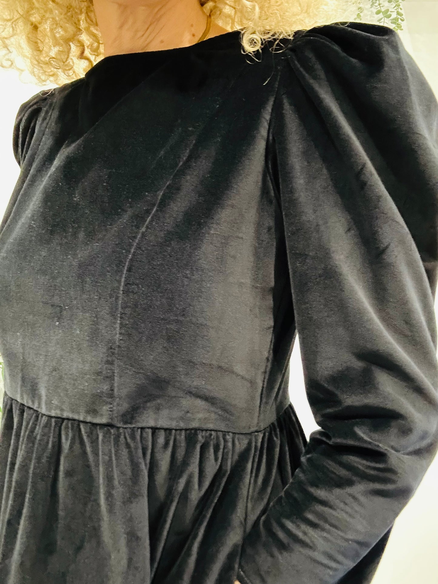 Short Velvet Dress - Size 10