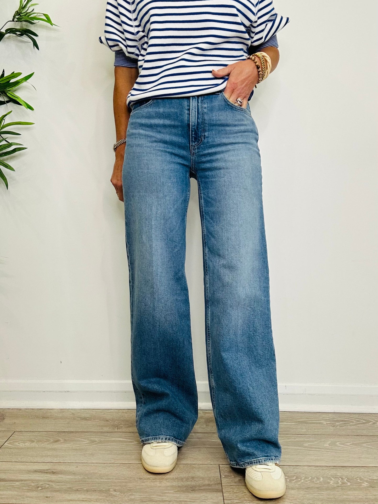 Sasha Jeans - Size 25